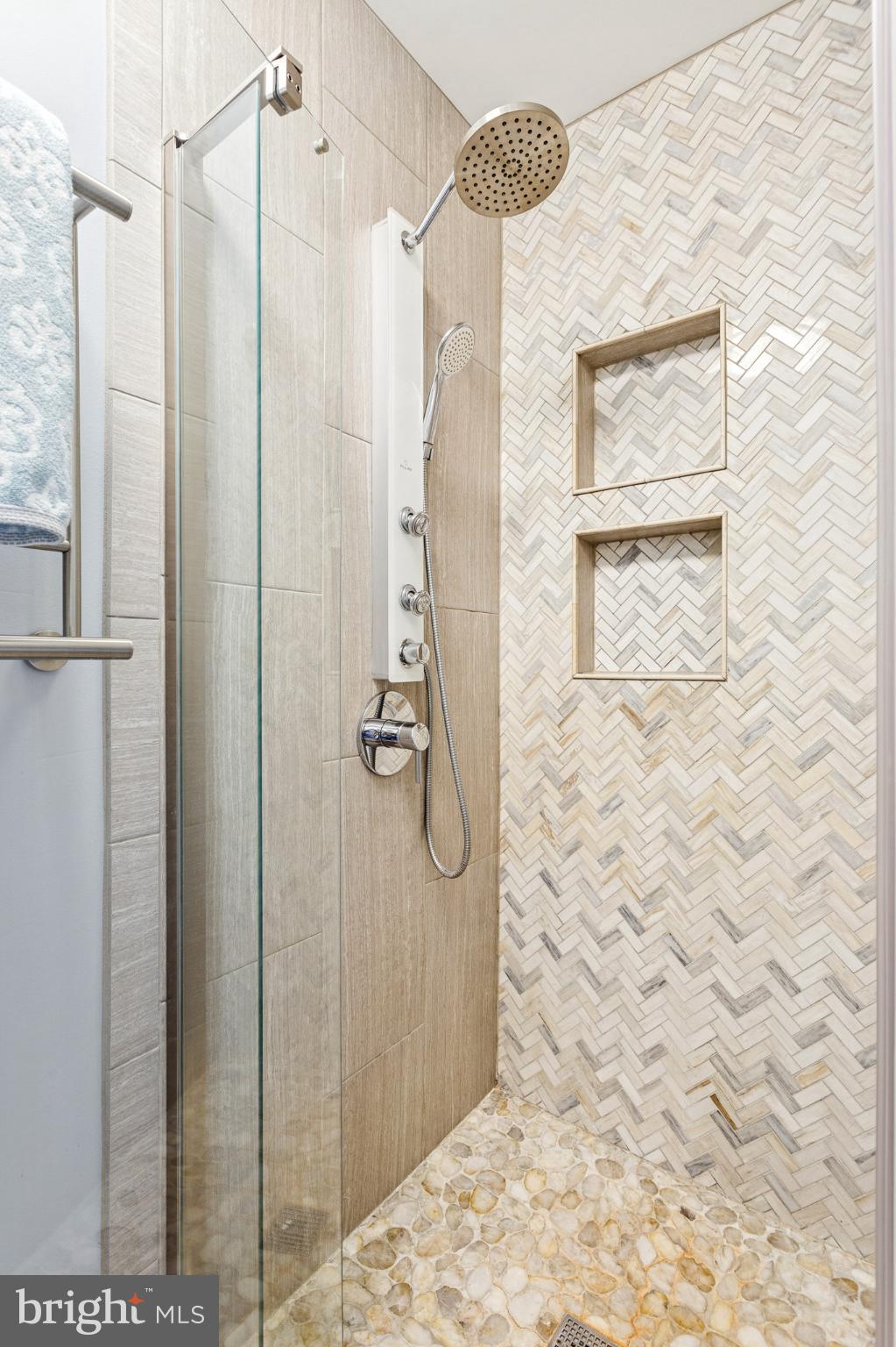 SUGARLAND RUN - Residential