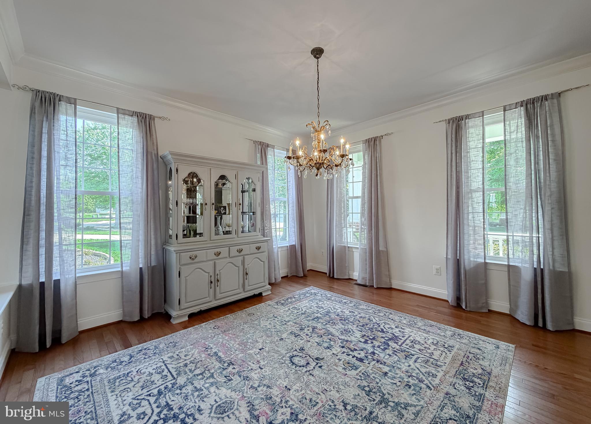 LEONARDS GRANT - Residential