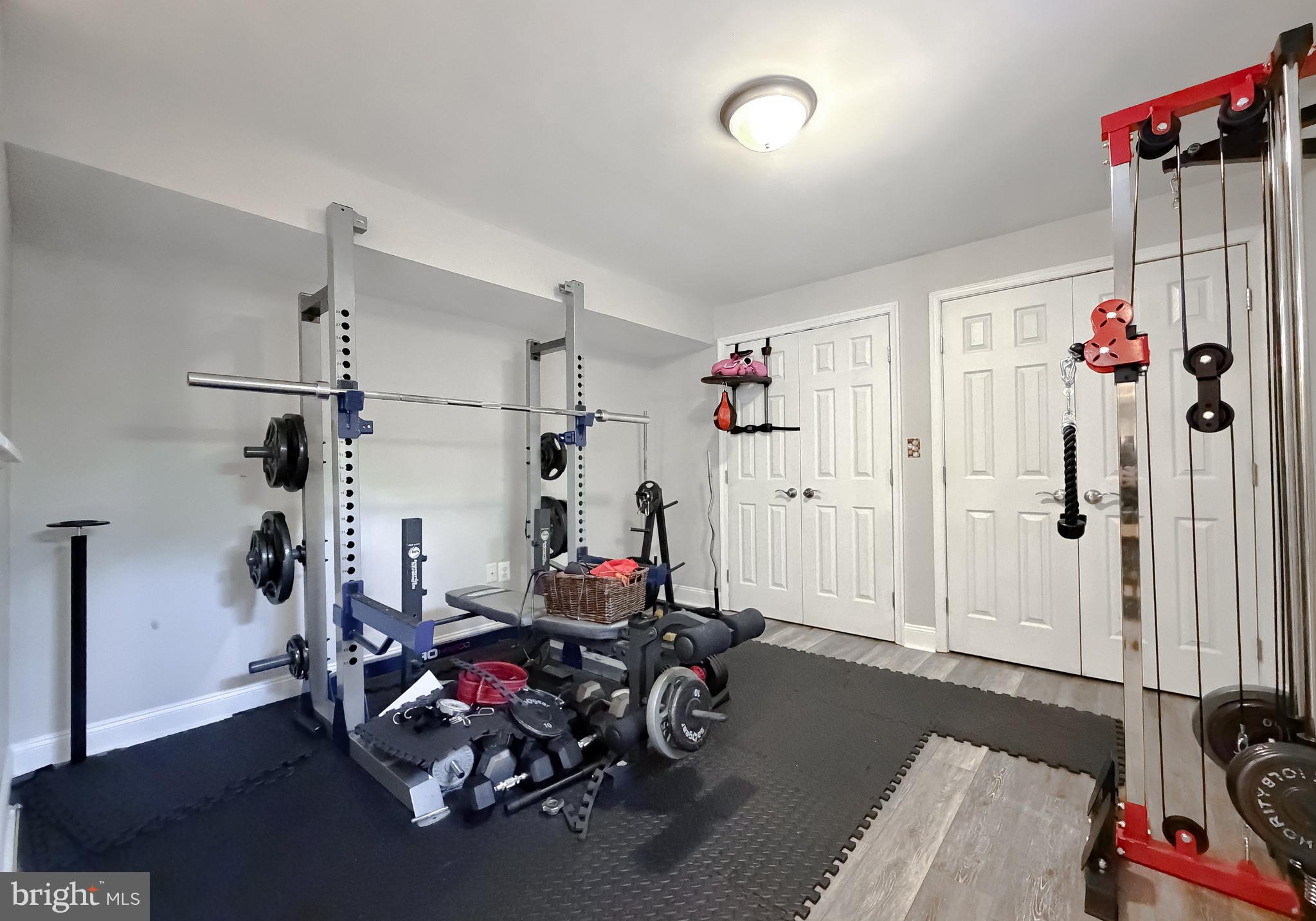 LEONARDS GRANT - Residential