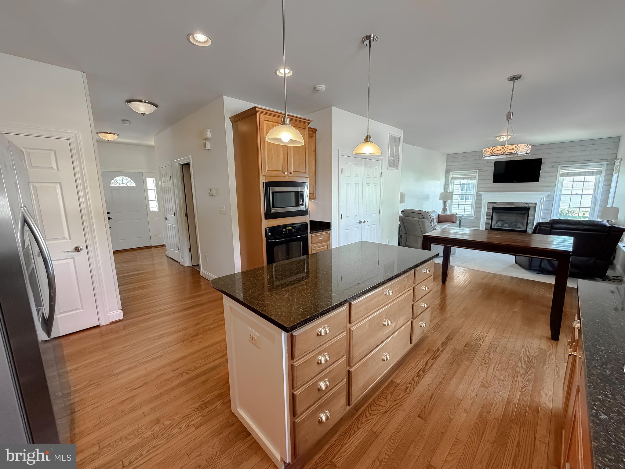 LEONARDS GRANT - Residential