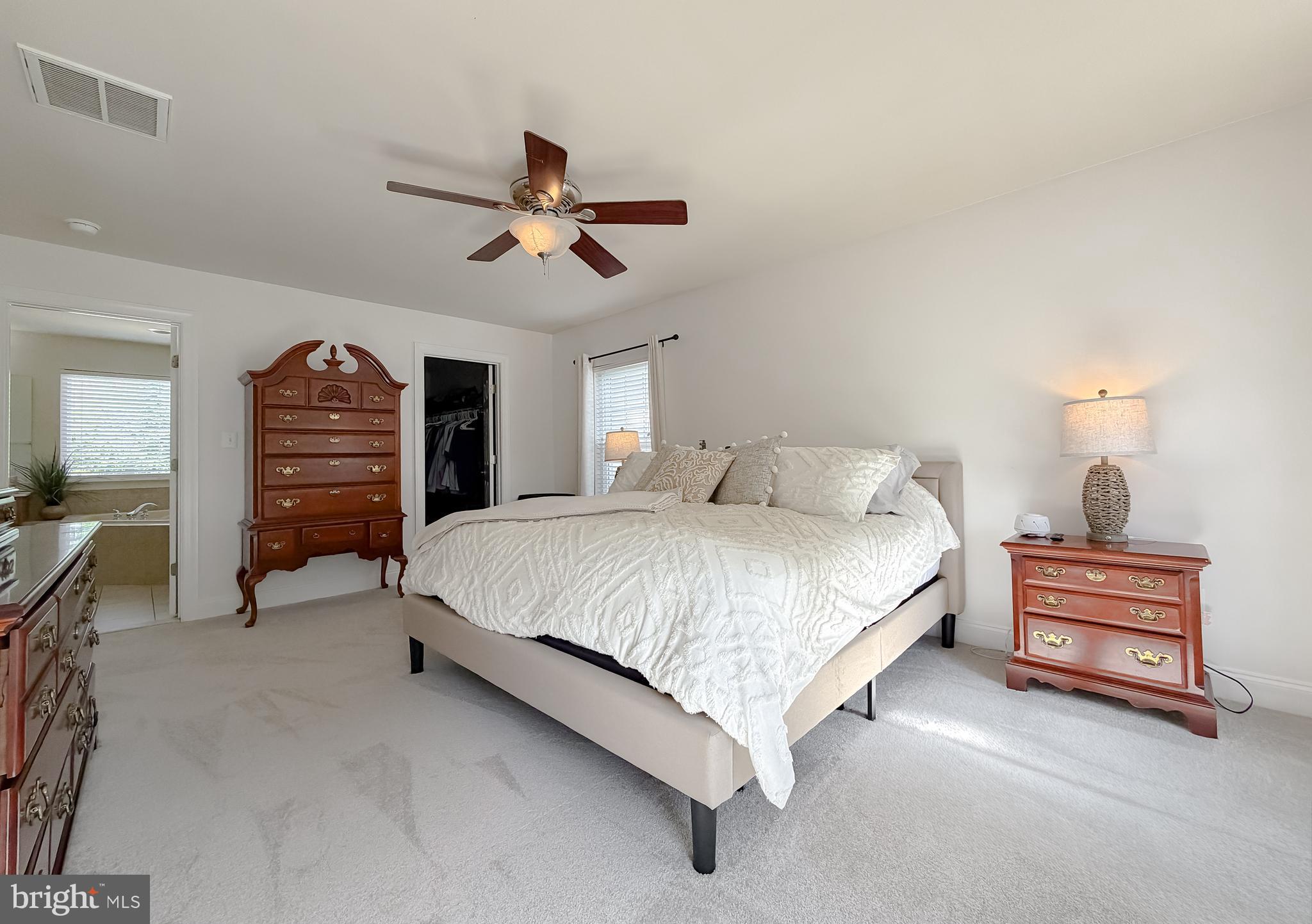 LEONARDS GRANT - Residential