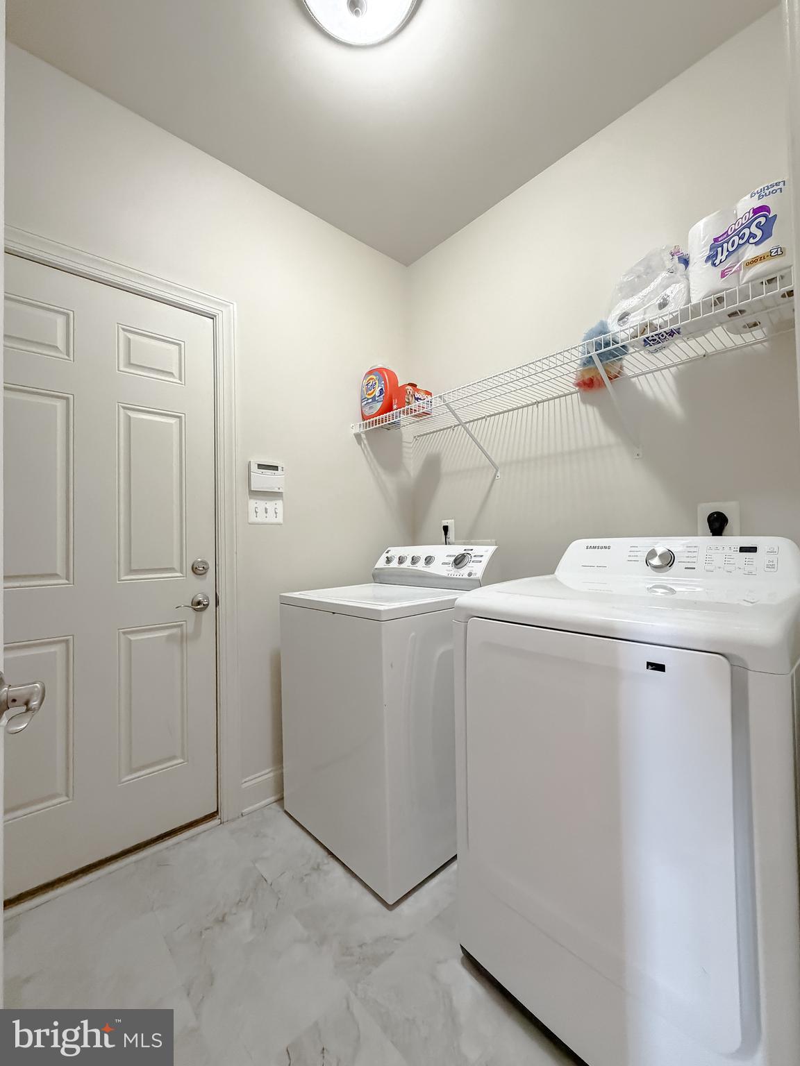 LEONARDS GRANT - Residential