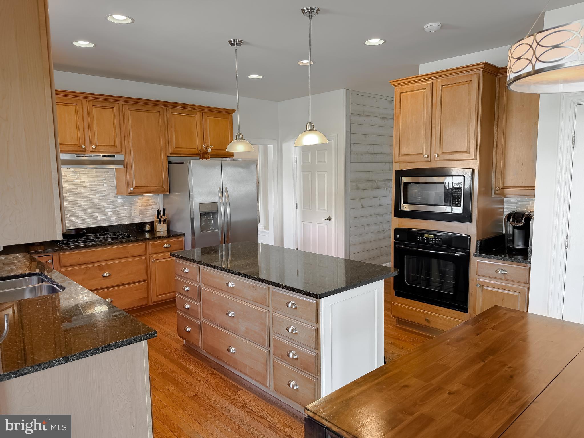 LEONARDS GRANT - Residential