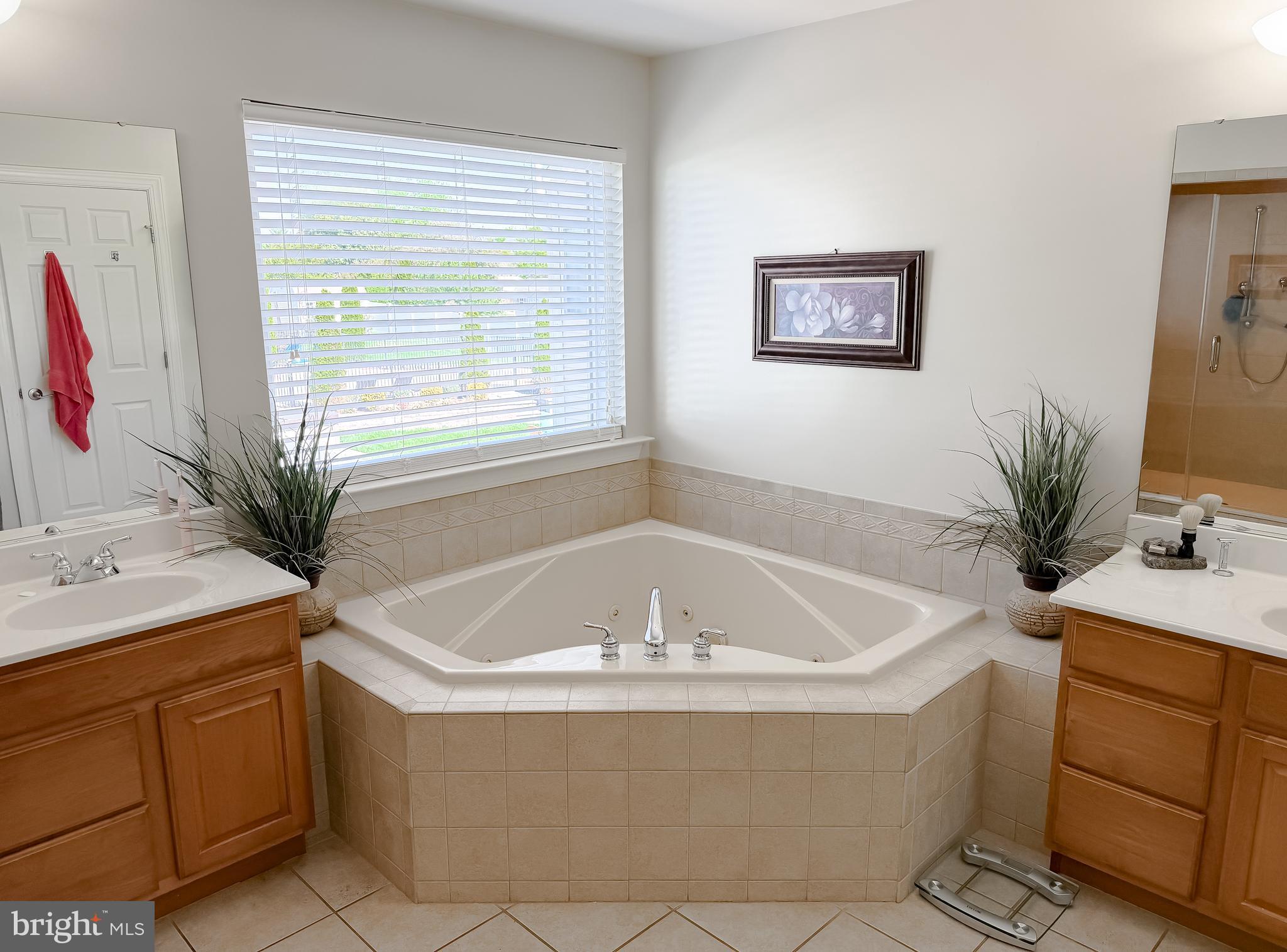 LEONARDS GRANT - Residential