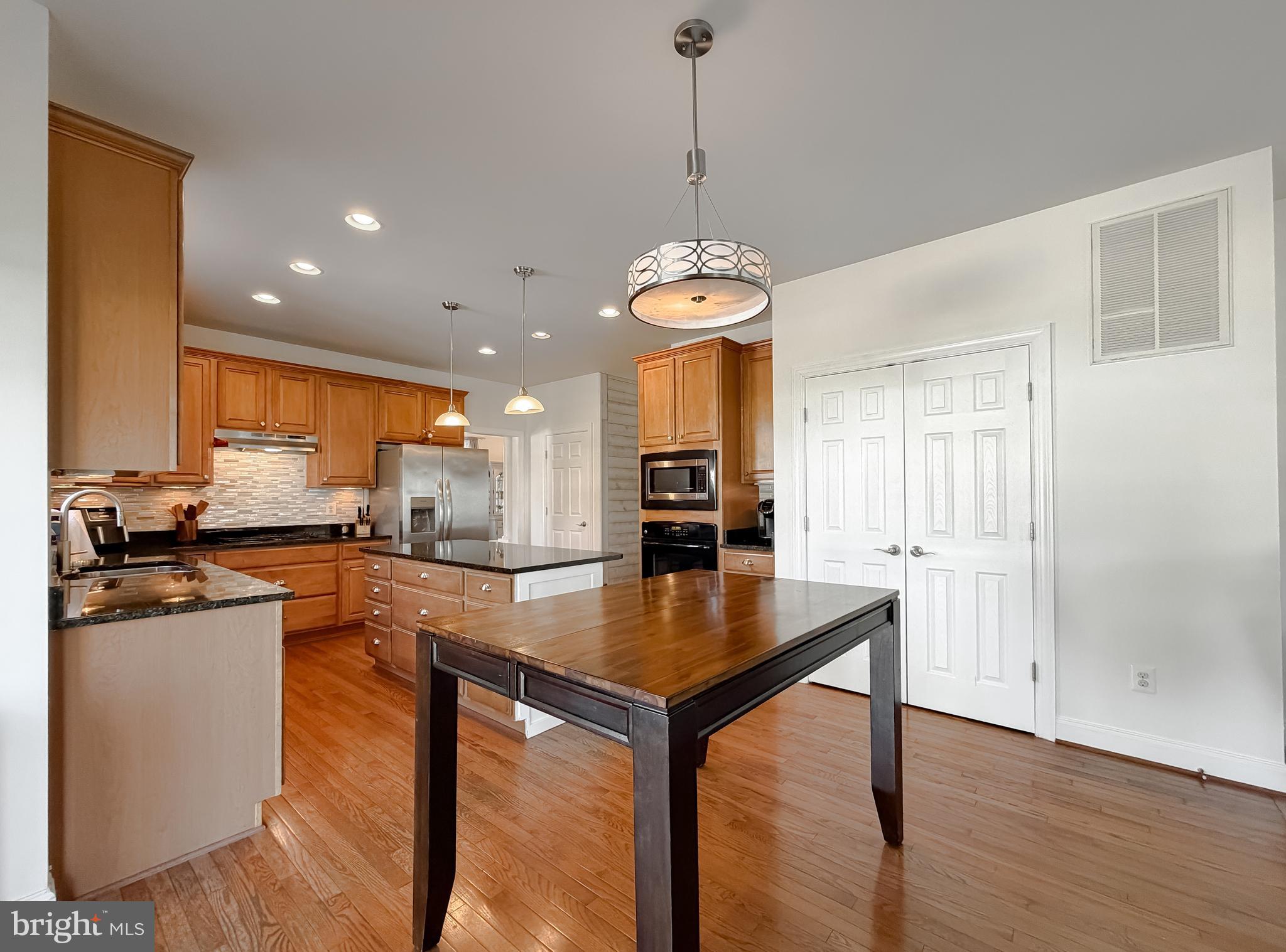 LEONARDS GRANT - Residential