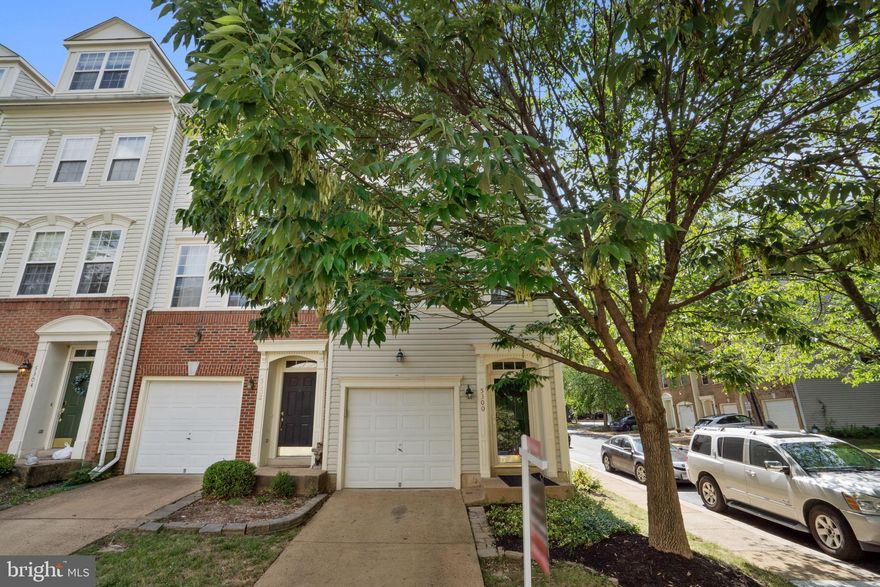 Gorgeous, Better Than New! Designer Remodeled Luxurious 4-level END-UNIT 3BR/2.5BA/1 CAR GAR townhome INSIDE THE BELTWAY just off I-395. HUGE Master Suite on its own level! Super-Luxury MSTR BATH w/2-person corner soaking tub/sep. shwr & 2 vanities. Gorgeous DECK & BRICK PATIO.  Remodeled bathrooms, kitchen, new hardwood floors, new carpet, freshly painted. Must see!