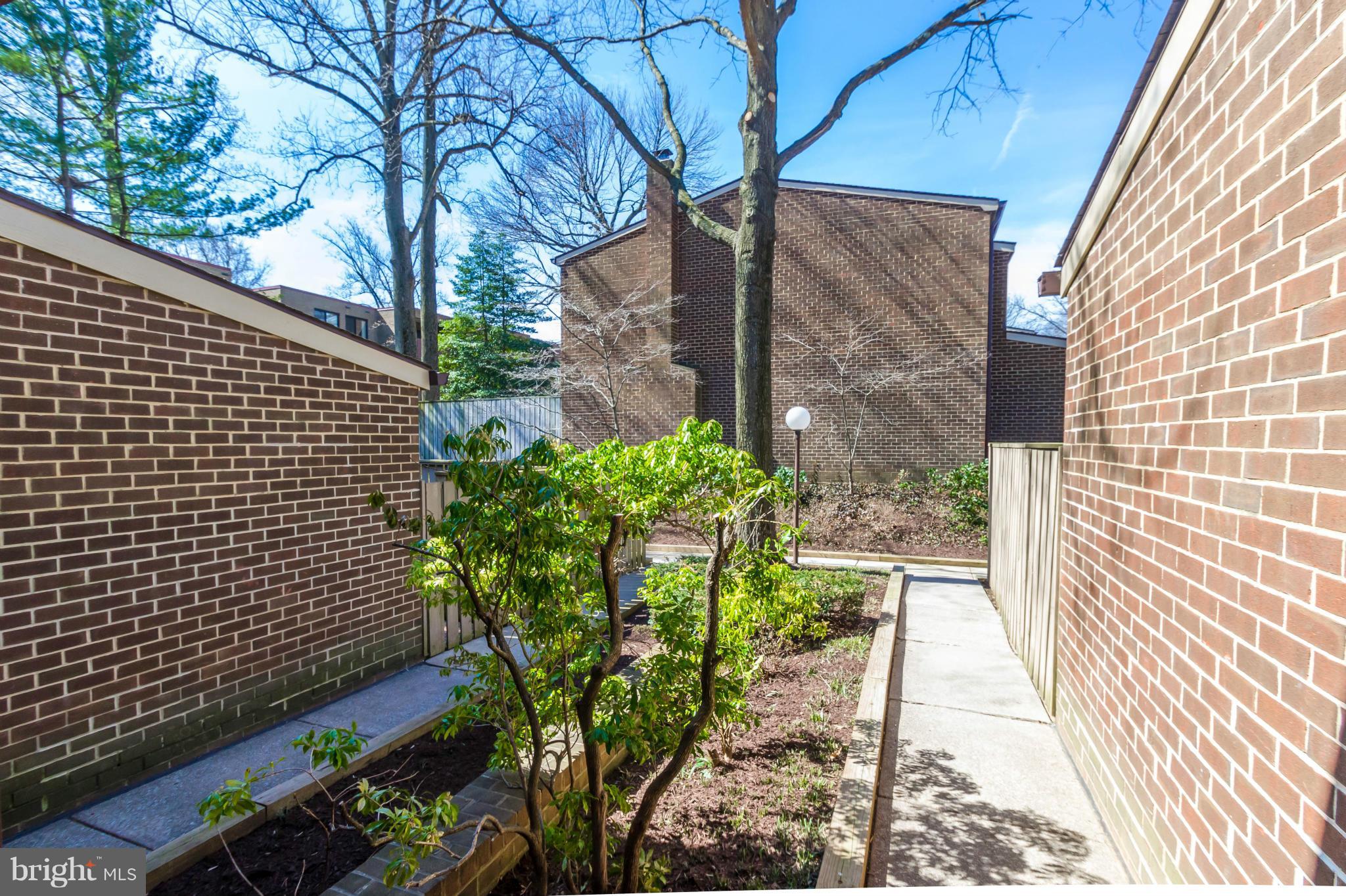 ANNEN WOODS - Residential