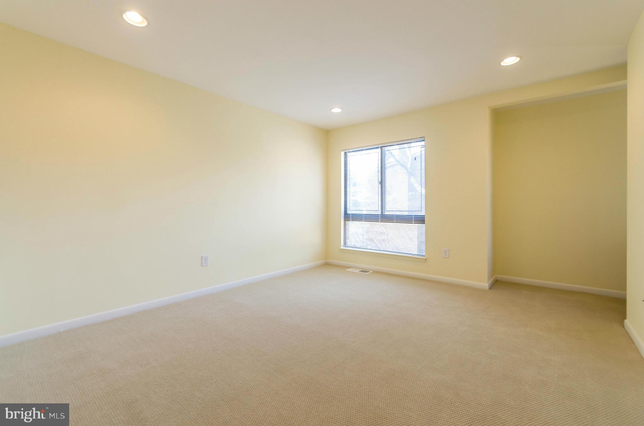 ANNEN WOODS - Residential