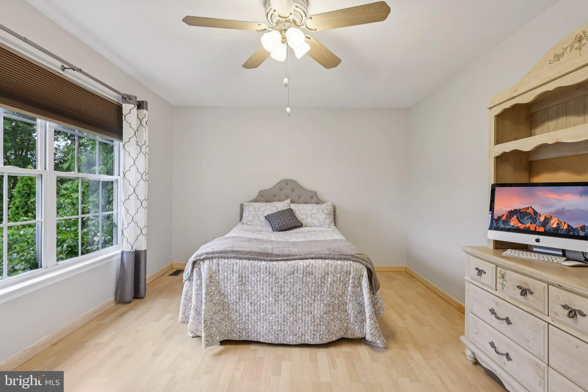 Princeton, New Jersey 08540, United States, 4 Bedrooms Bedrooms, ,4 BathroomsBathrooms,Residential,Active,162061