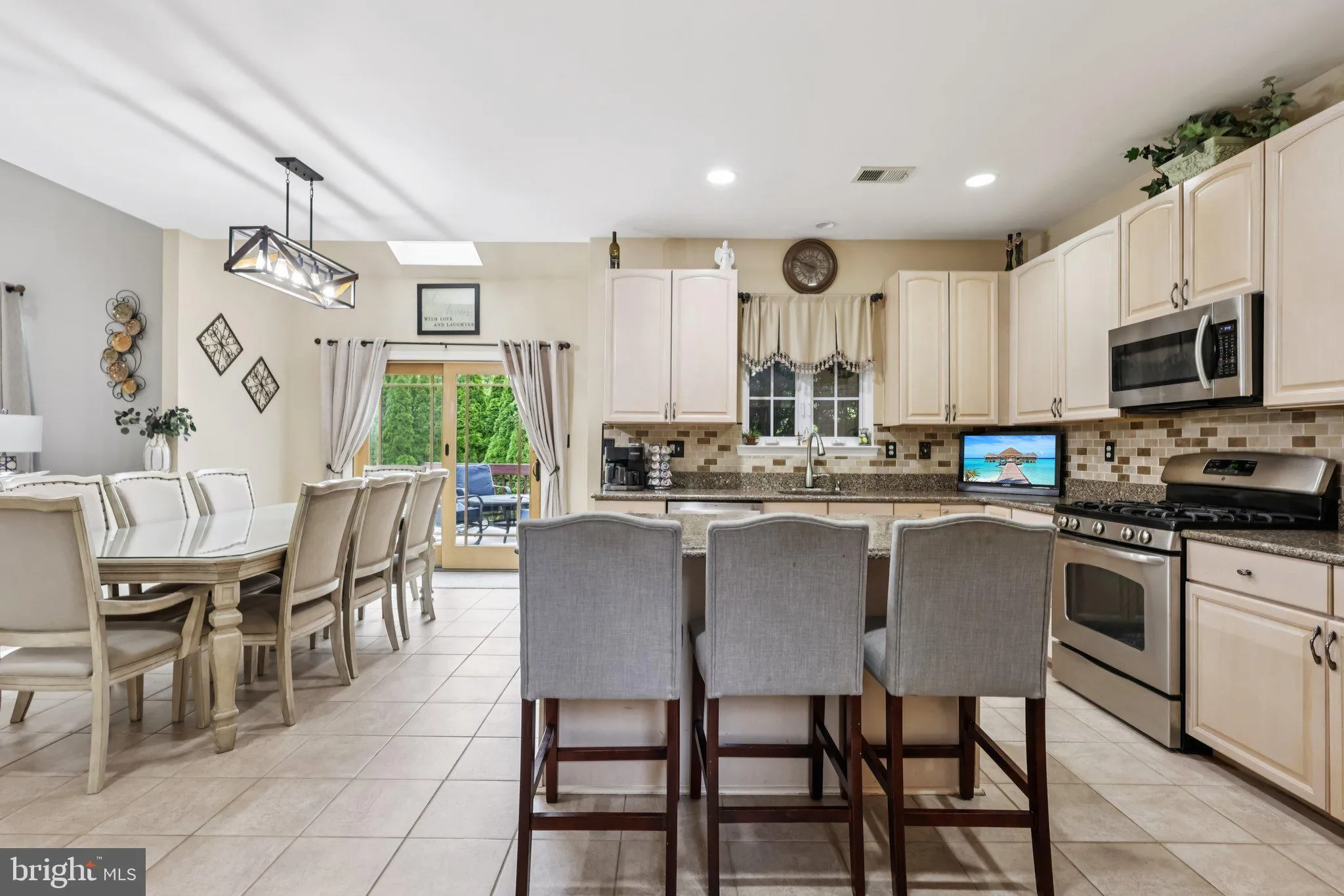 Princeton, New Jersey 08540, United States, 4 Bedrooms Bedrooms, ,4 BathroomsBathrooms,Residential,Active,162061