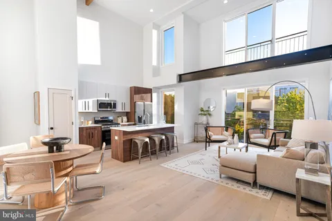 845 19th Street NE Unit PH9, Washington, DC MLS: DCDC2200198
