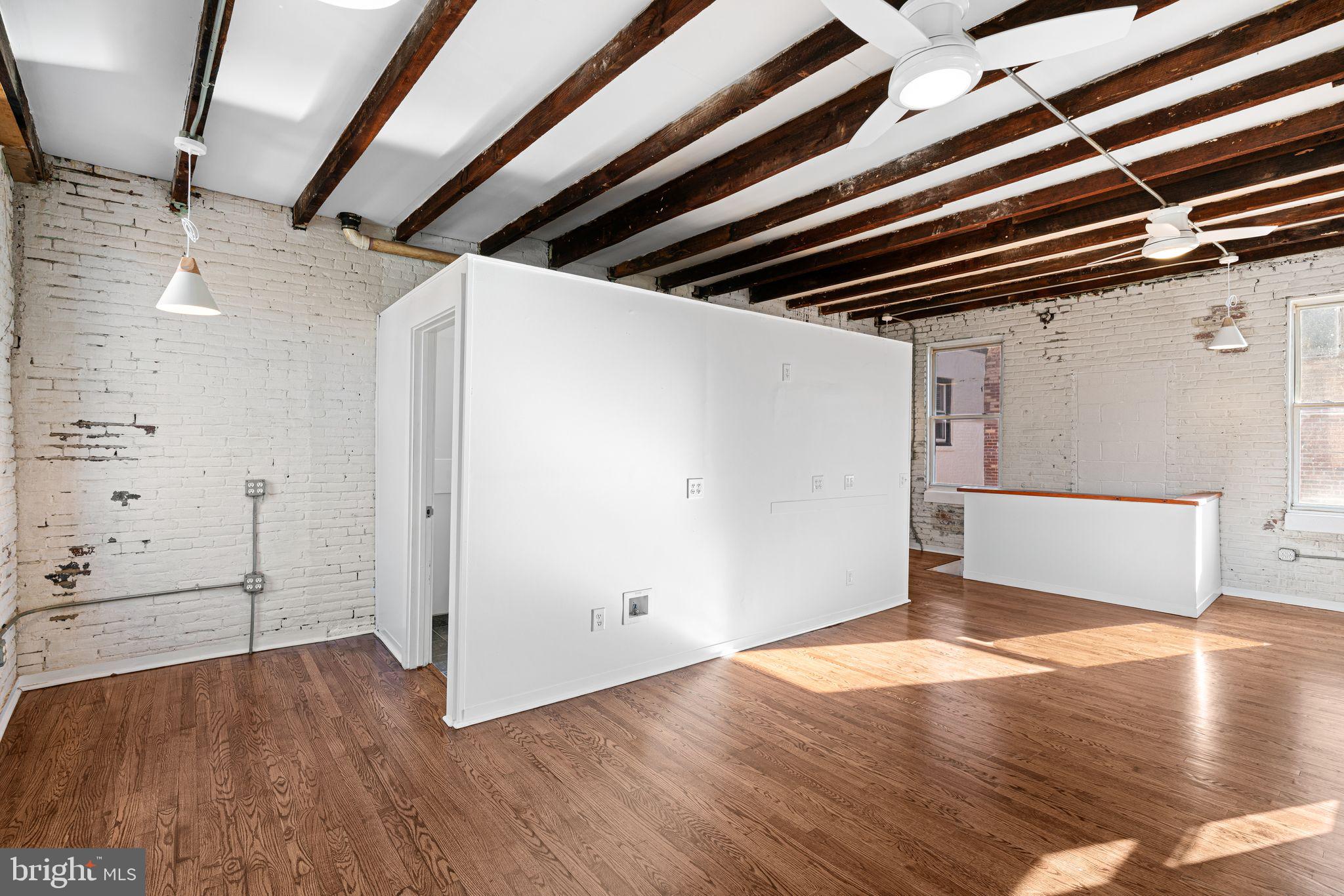 OLDE KENSINGTON - Residential Lease