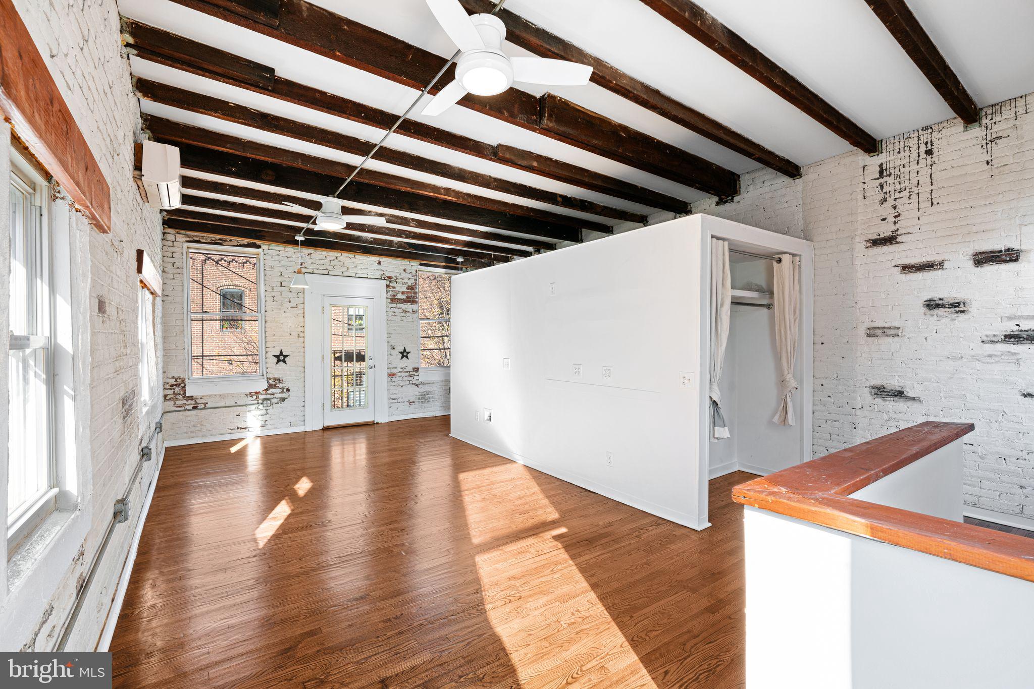 OLDE KENSINGTON - Residential Lease