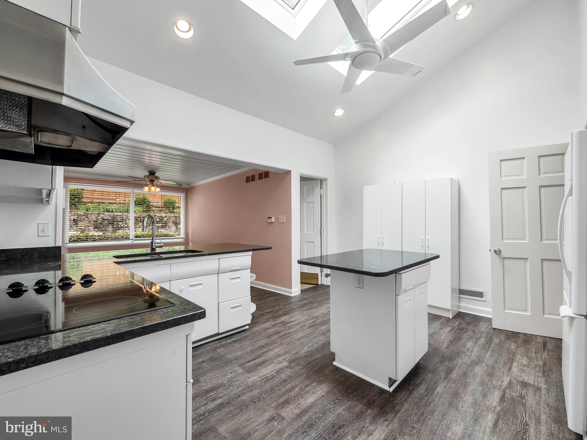 BELLE HAVEN - Residential Lease