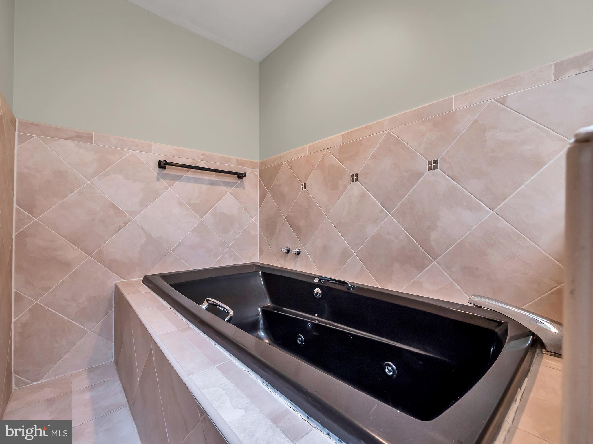 BELLE HAVEN - Residential Lease