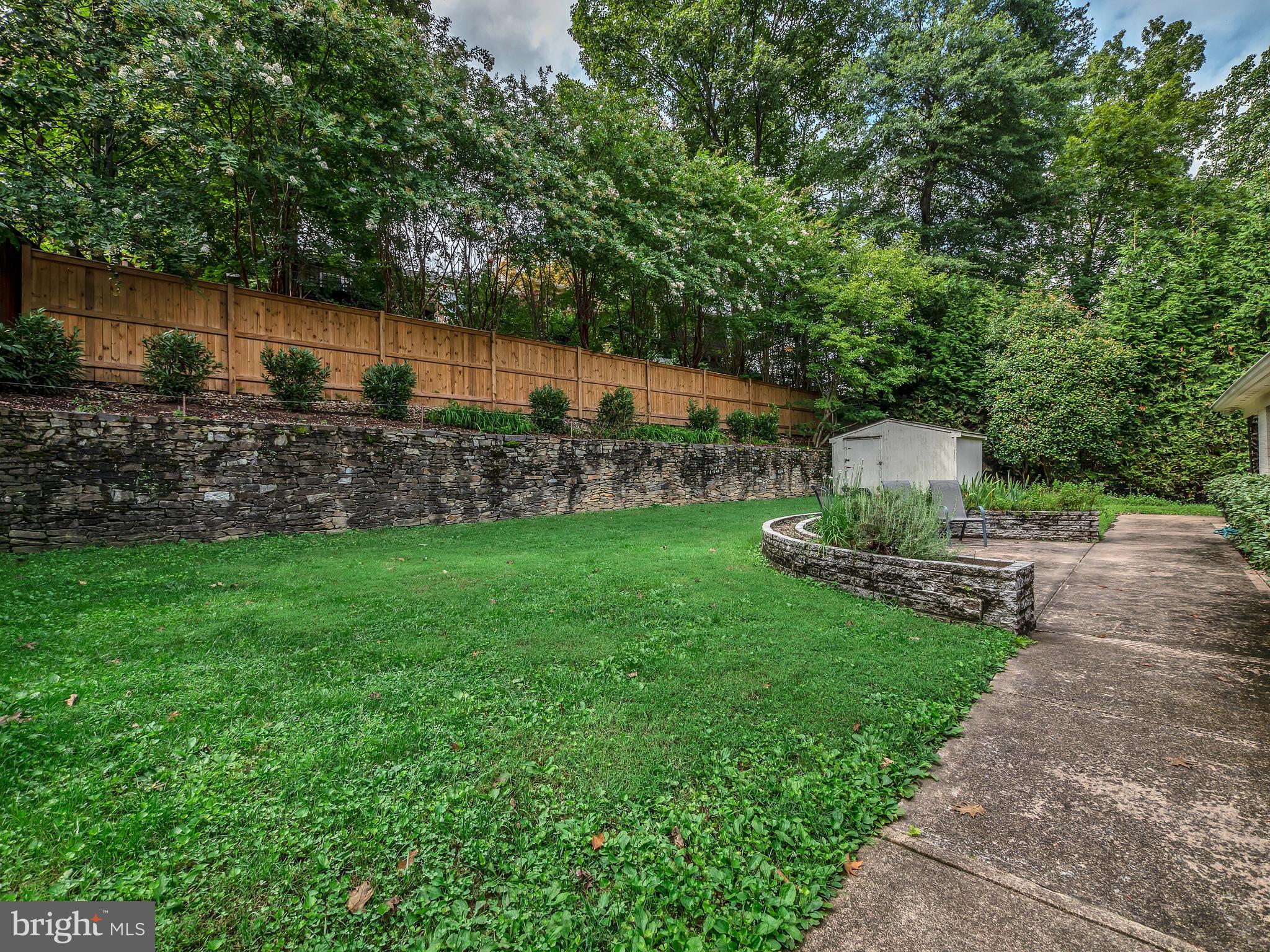 BELLE HAVEN - Residential Lease