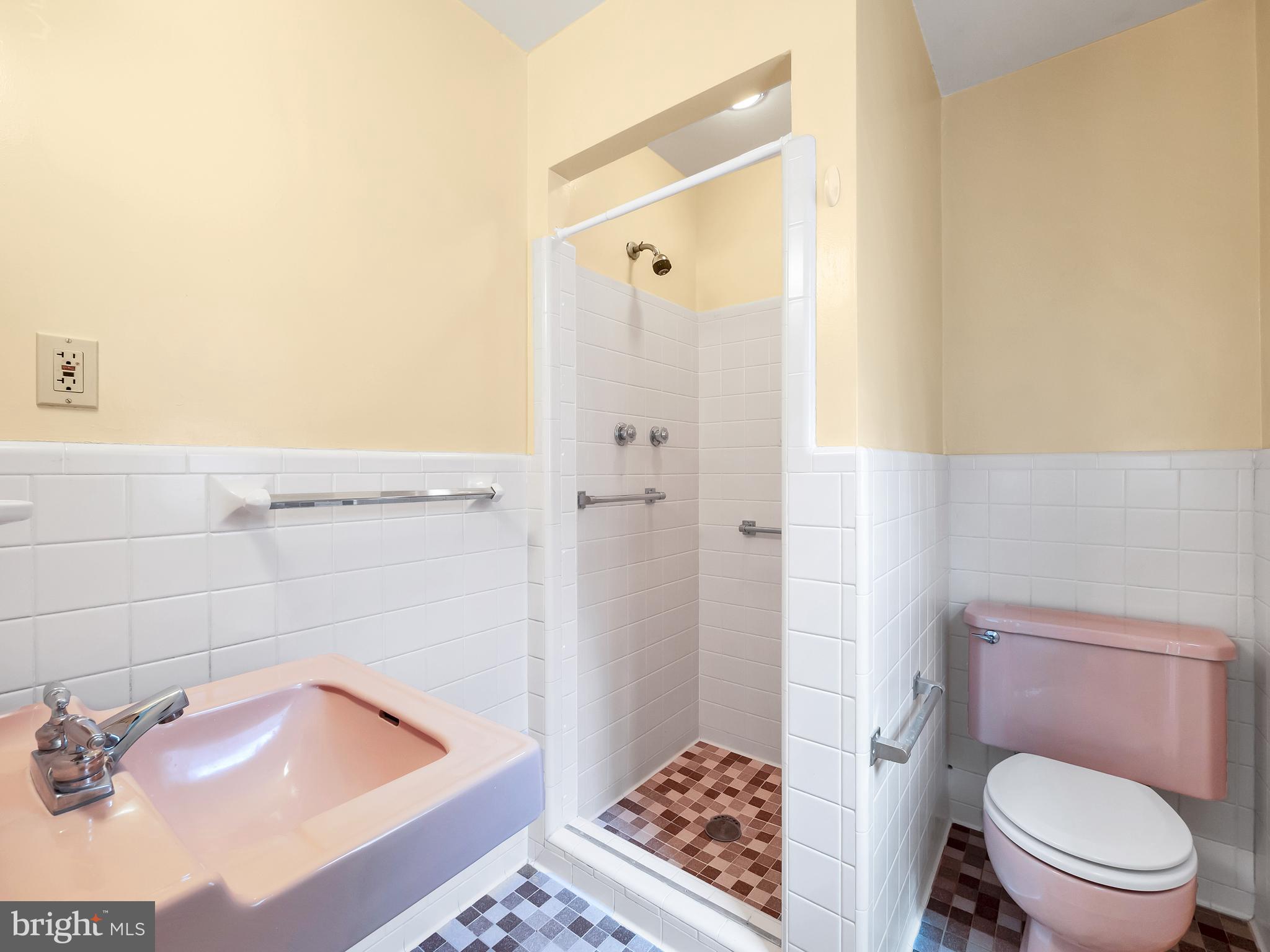 BELLE HAVEN - Residential Lease