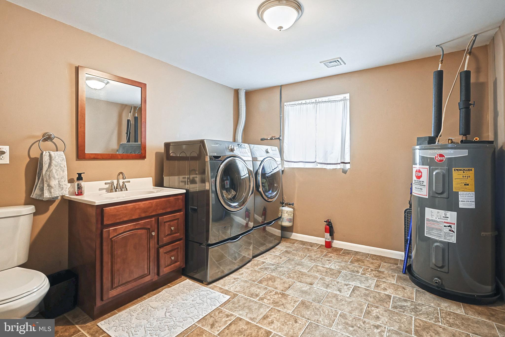 WEST HEMPFIELD - Residential