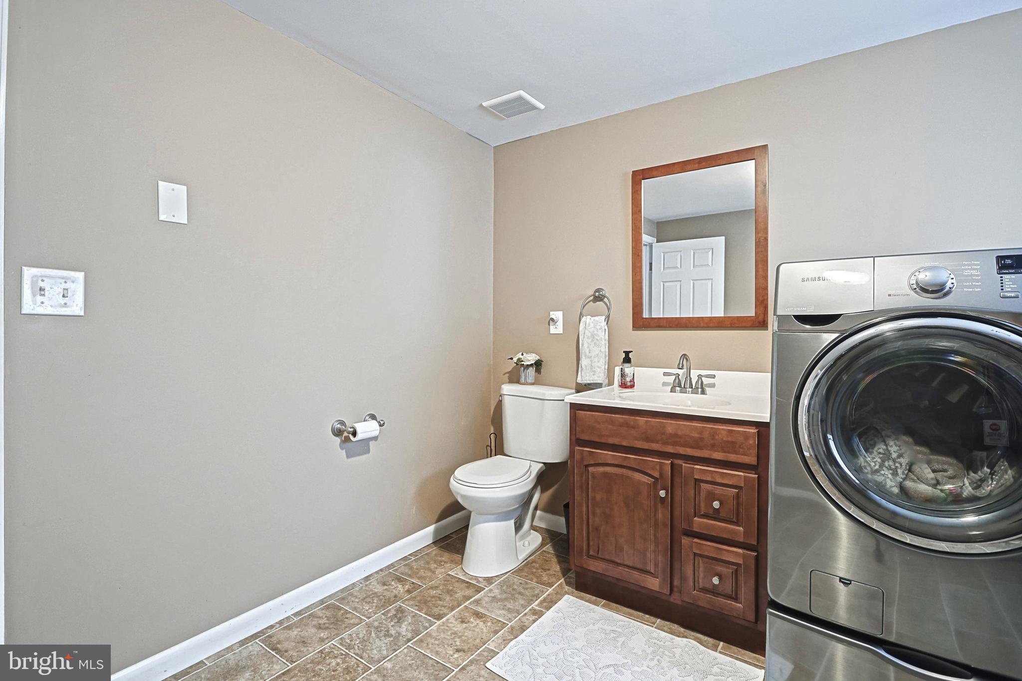 WEST HEMPFIELD - Residential