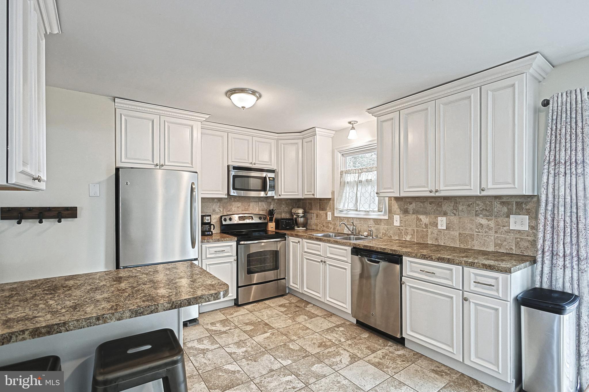 WEST HEMPFIELD - Residential