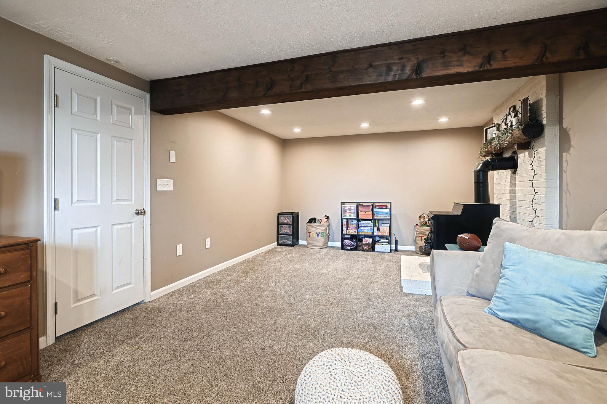 WEST HEMPFIELD - Residential