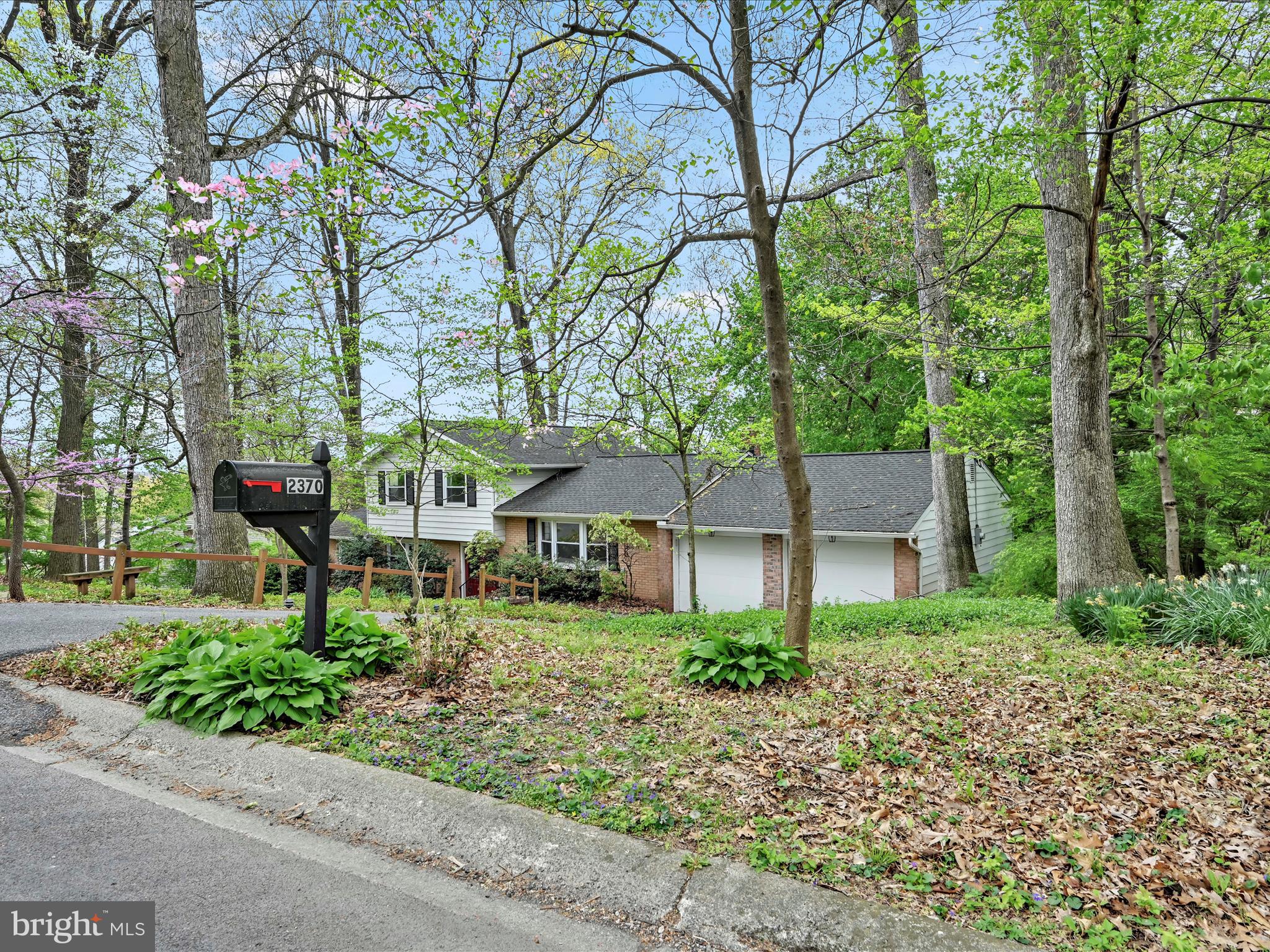 2370 HENBIRD LANE