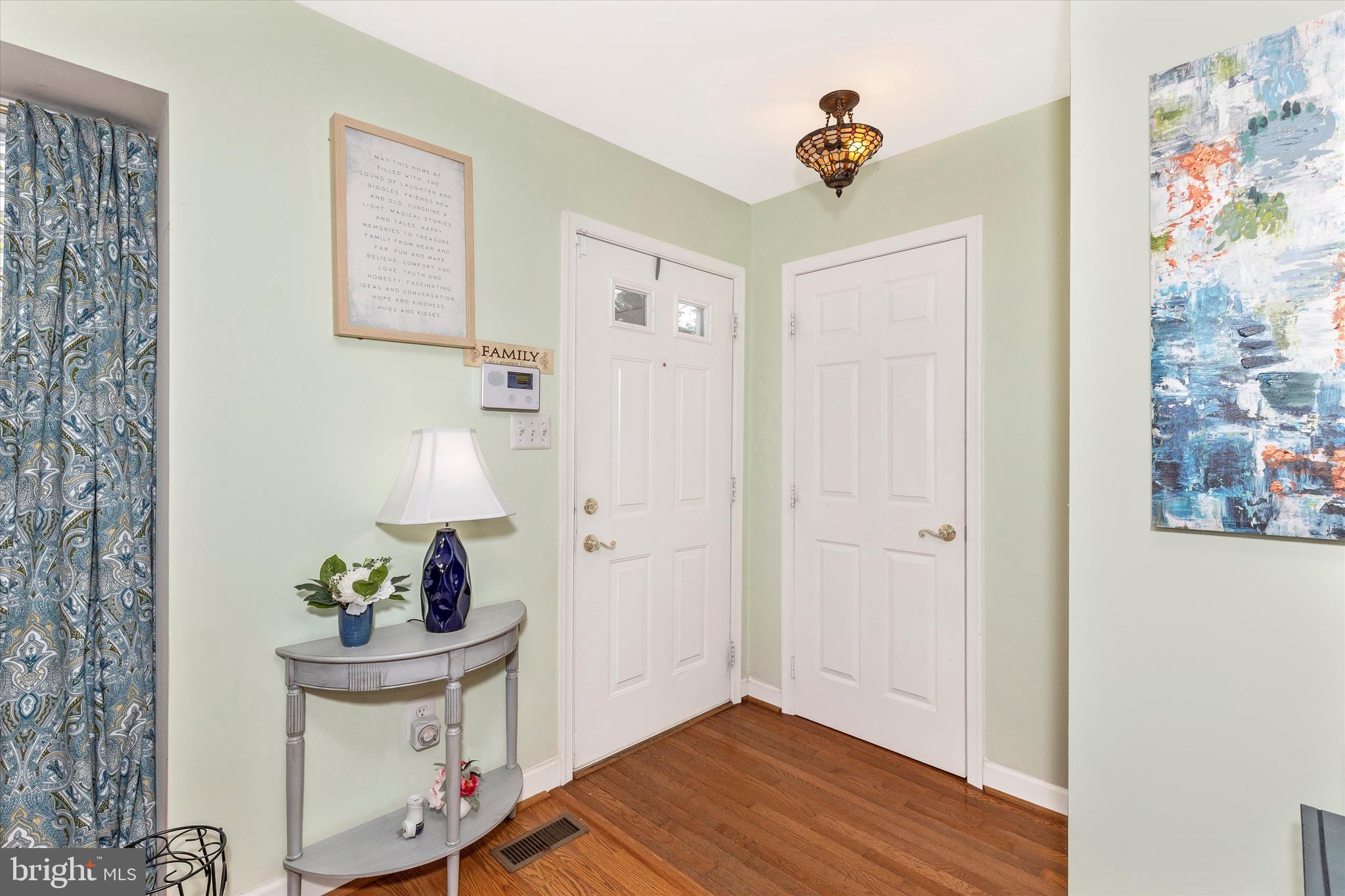 5614 ROCKLEDGE COURT