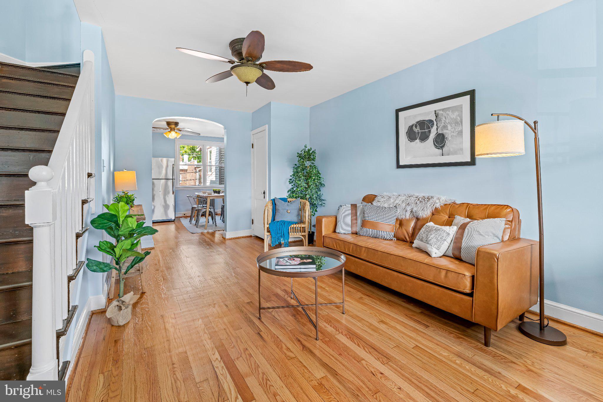 1318 W 37TH STREET W