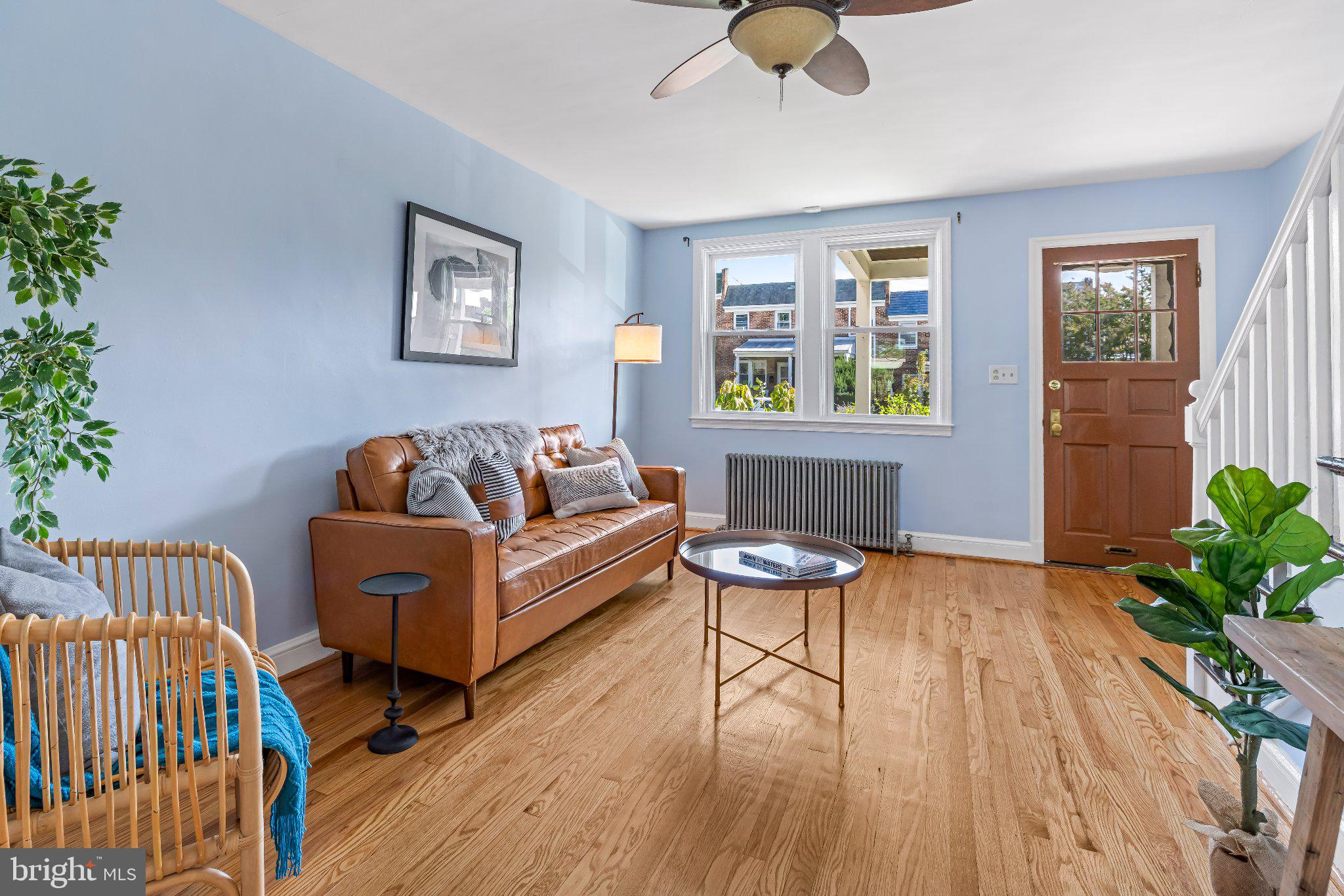 1318 W 37TH STREET W
