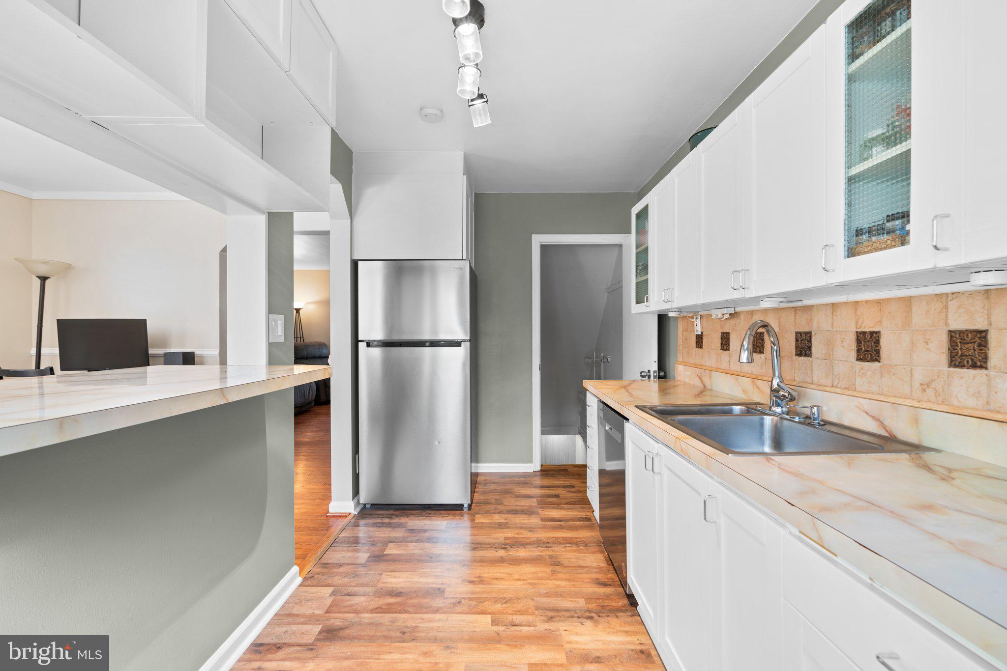 PARKVILLE - Residential