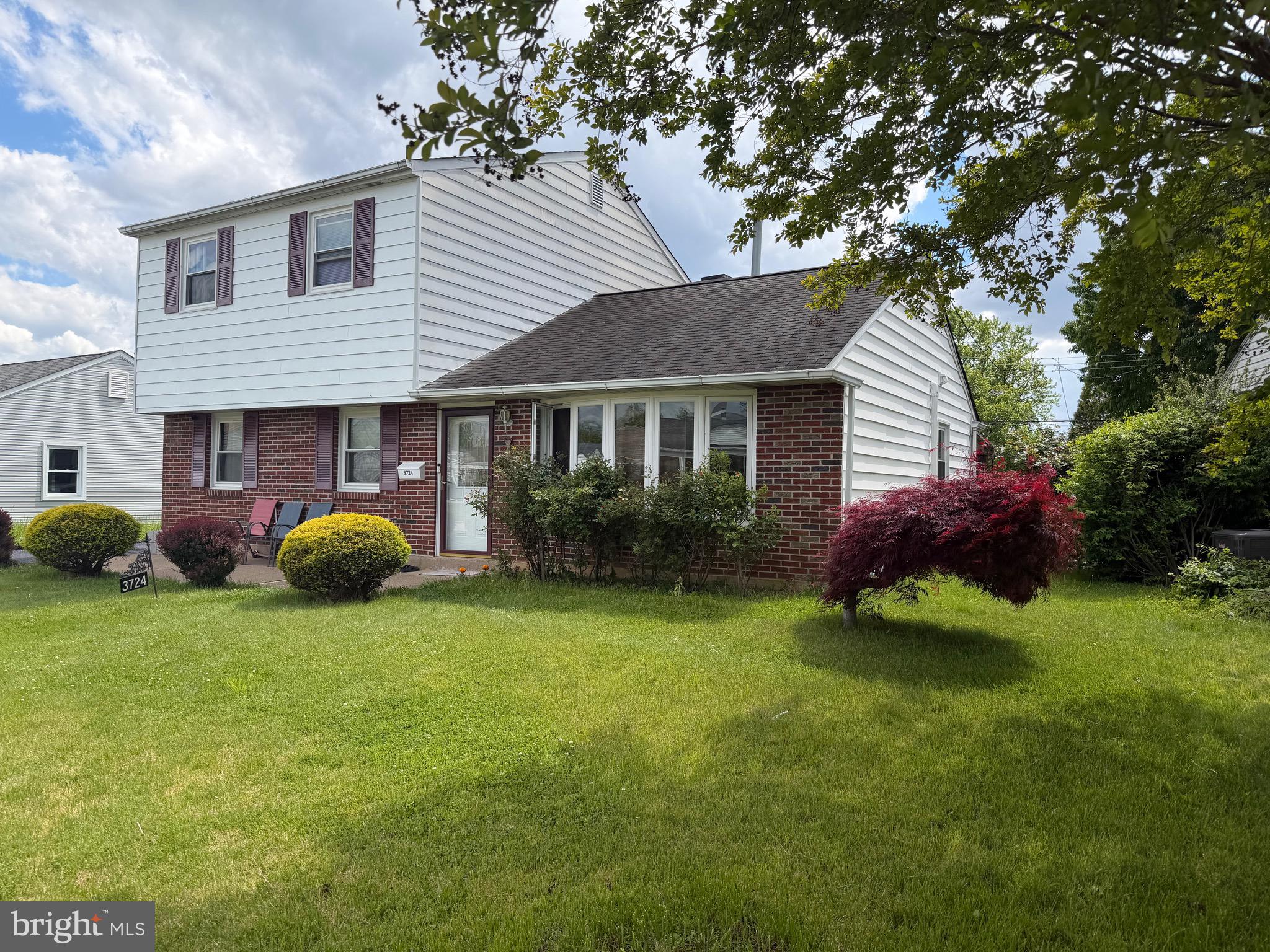 3724 DEVONSHIRE PLACE