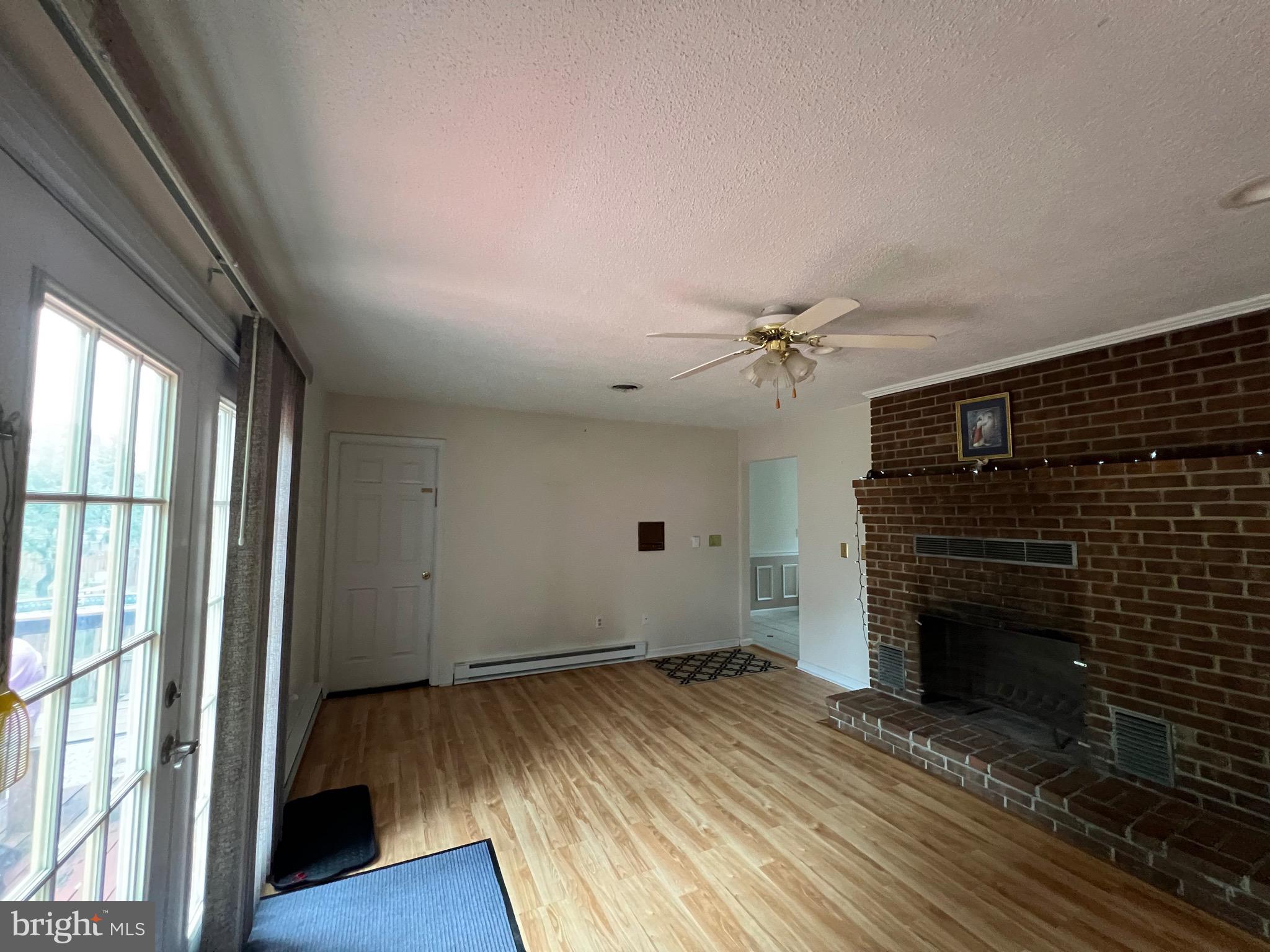 BRIARWOOD - Residential