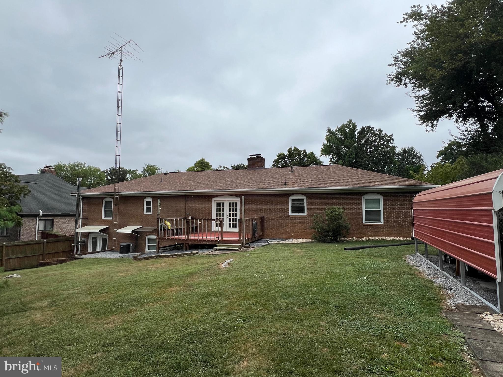 BRIARWOOD - Residential