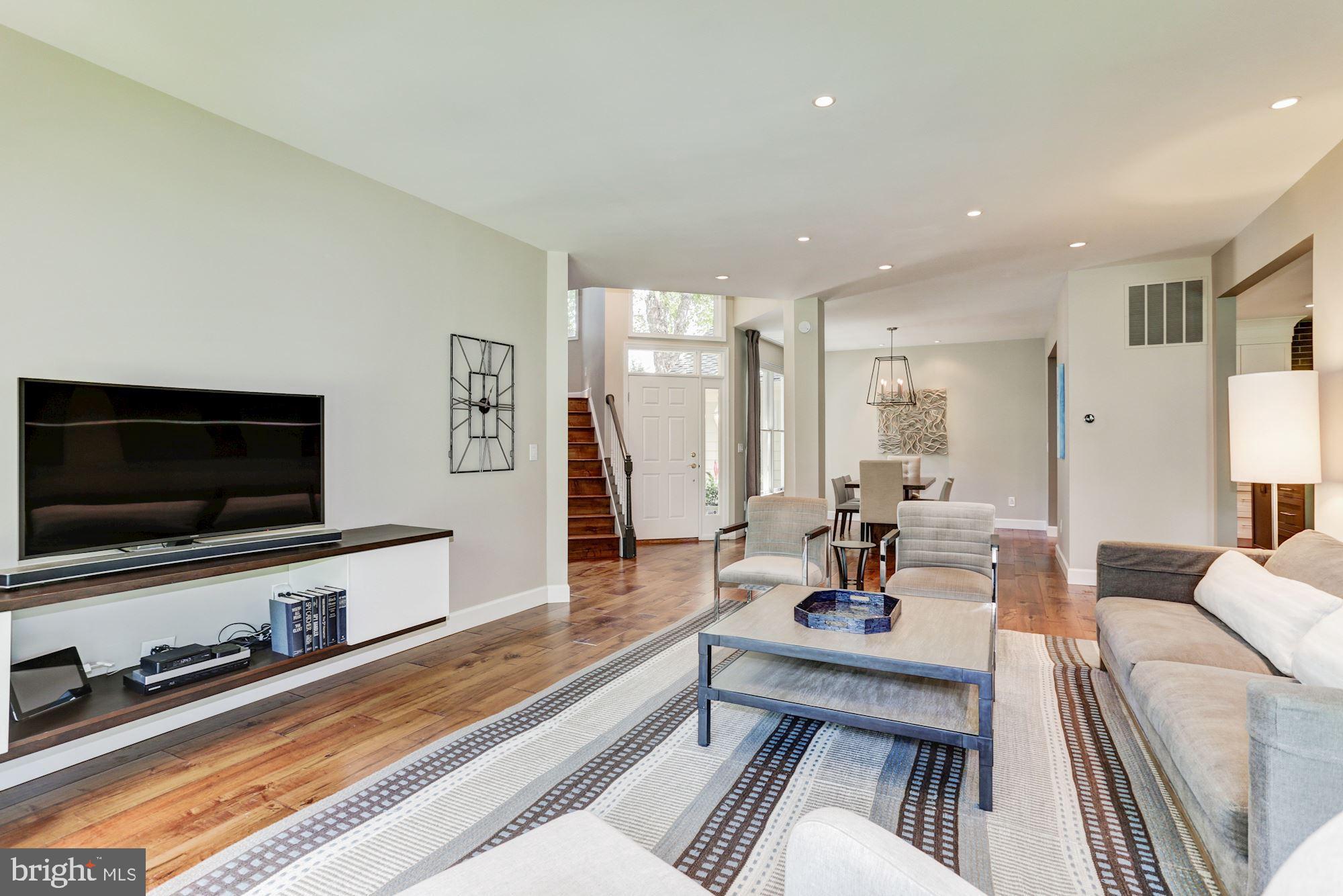 VILLAGE OF HARPERS CHOICE - Residential