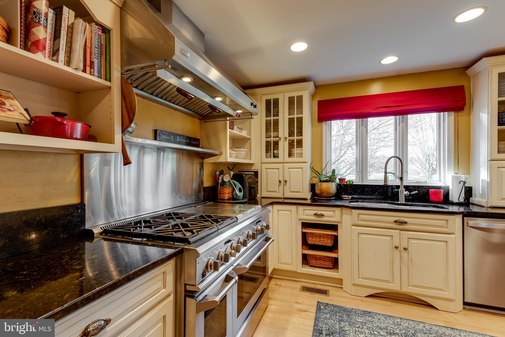 BRETON BAY LANDING - Residential