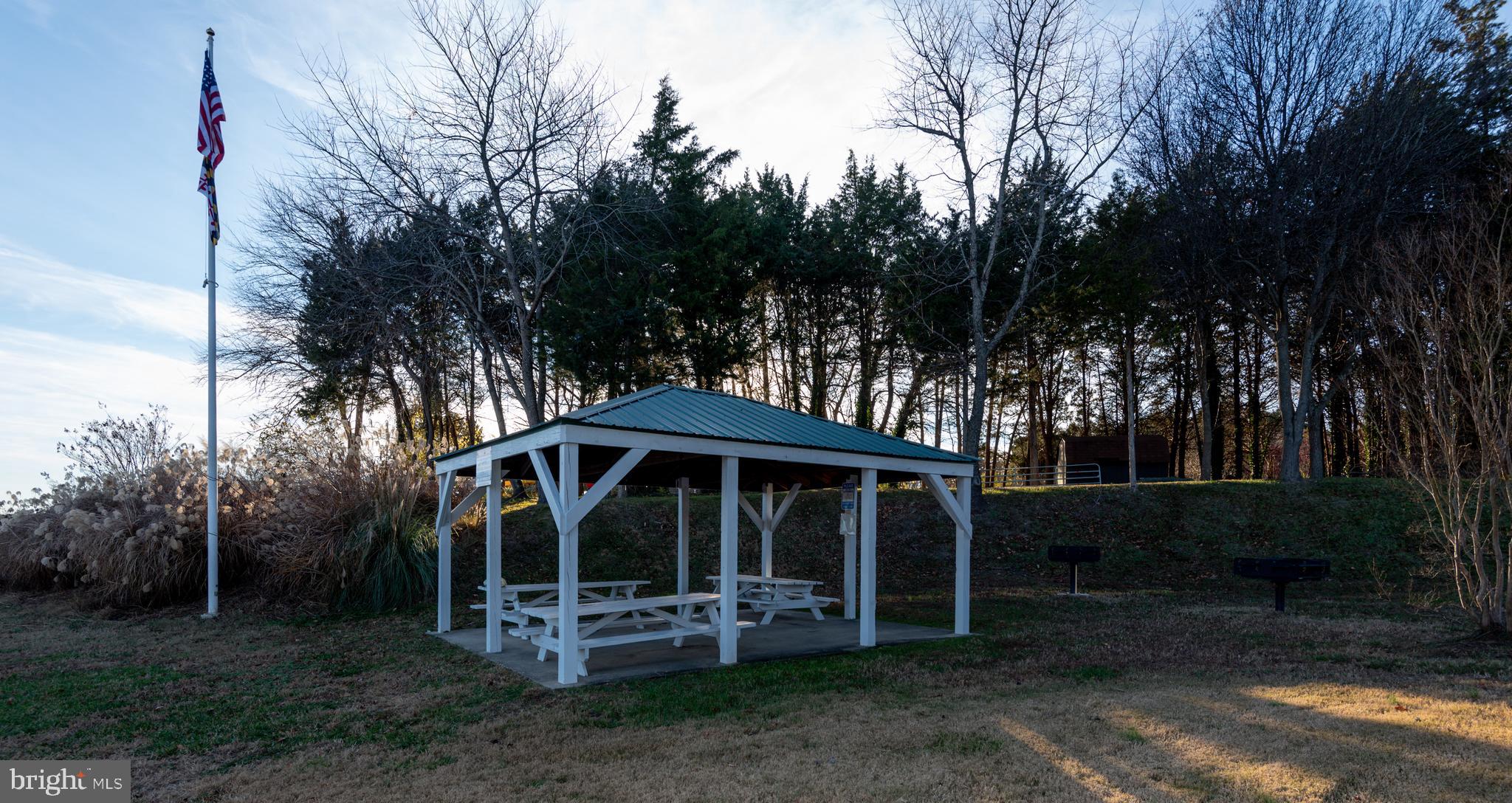 BRETON BAY LANDING - Residential