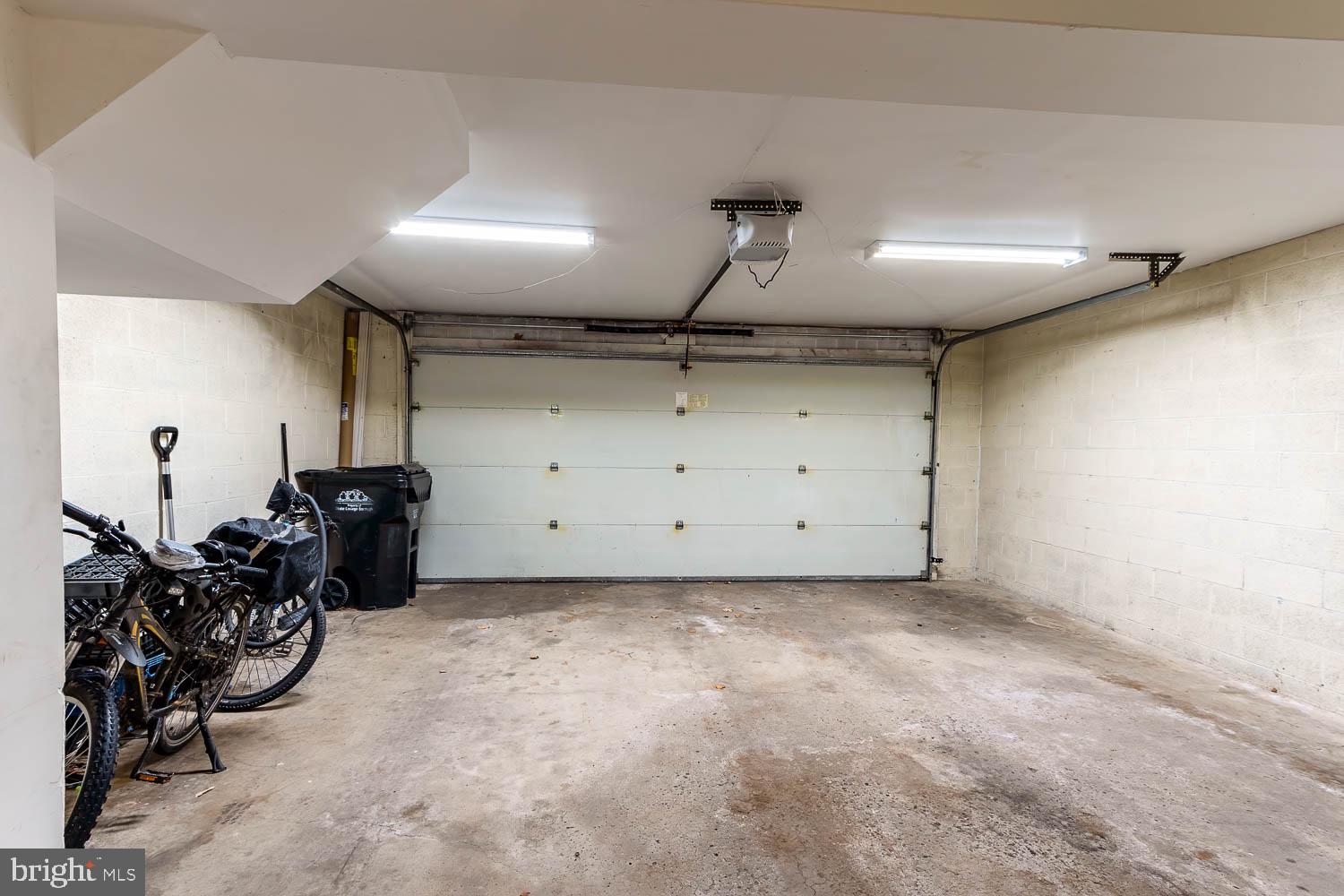 BAYFIELD HOUSE CONDOMINIUMS - Residential