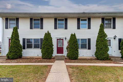 Condo For Sale - 1803 Bayfield Court<br/> Centre County, STATE COLLEGE, PA 16801