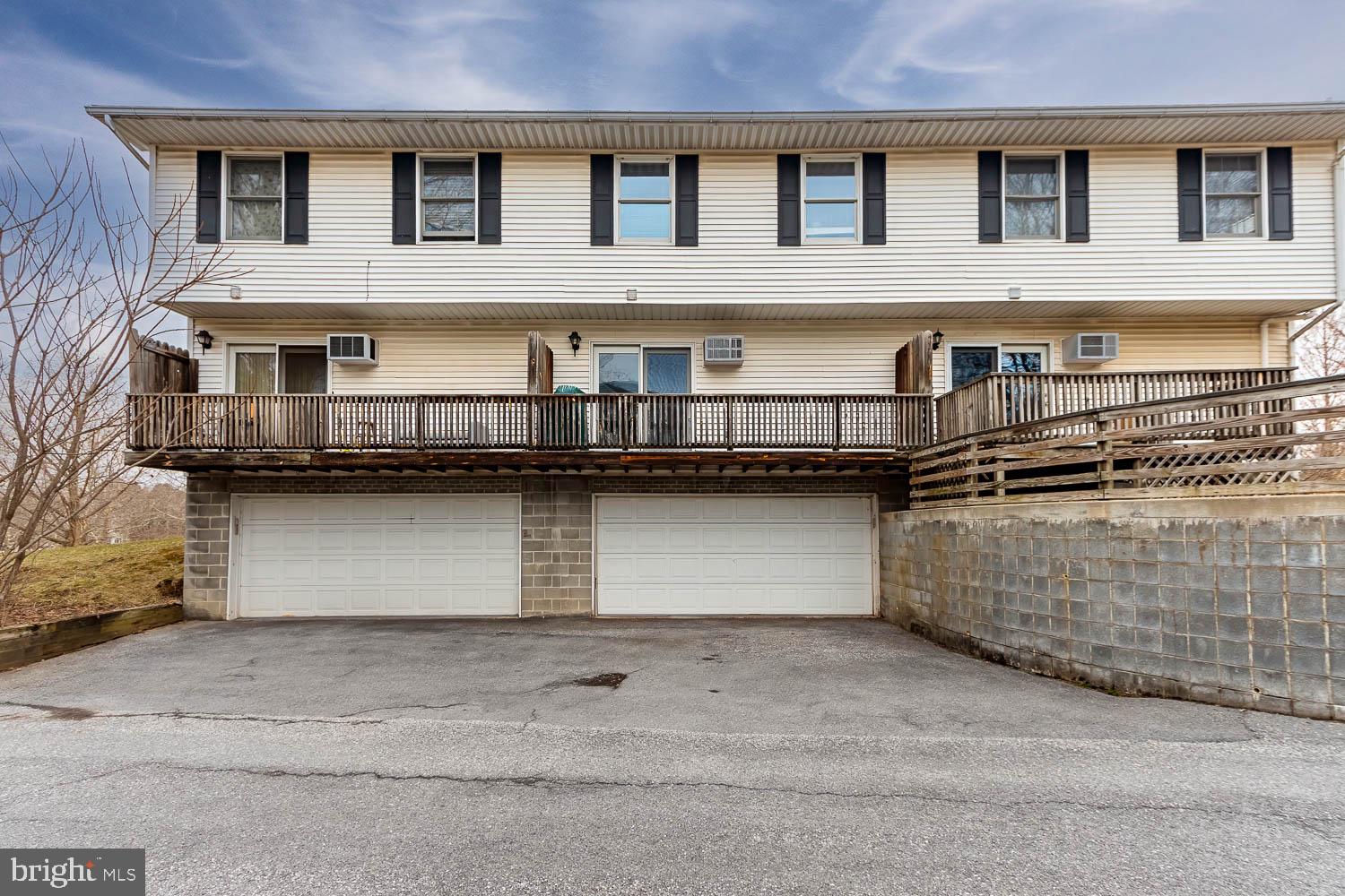 BAYFIELD HOUSE CONDOMINIUMS - Residential