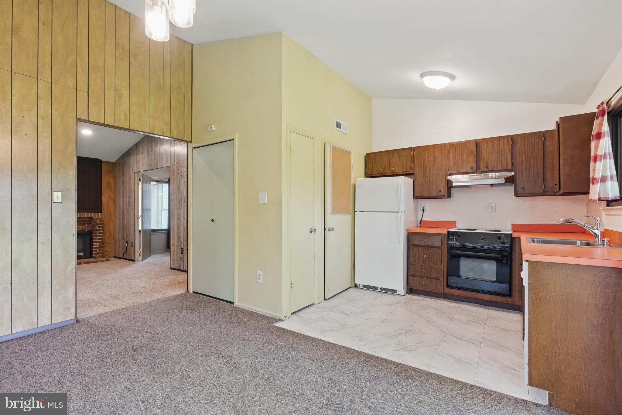 POINTER RIDGE - Residential