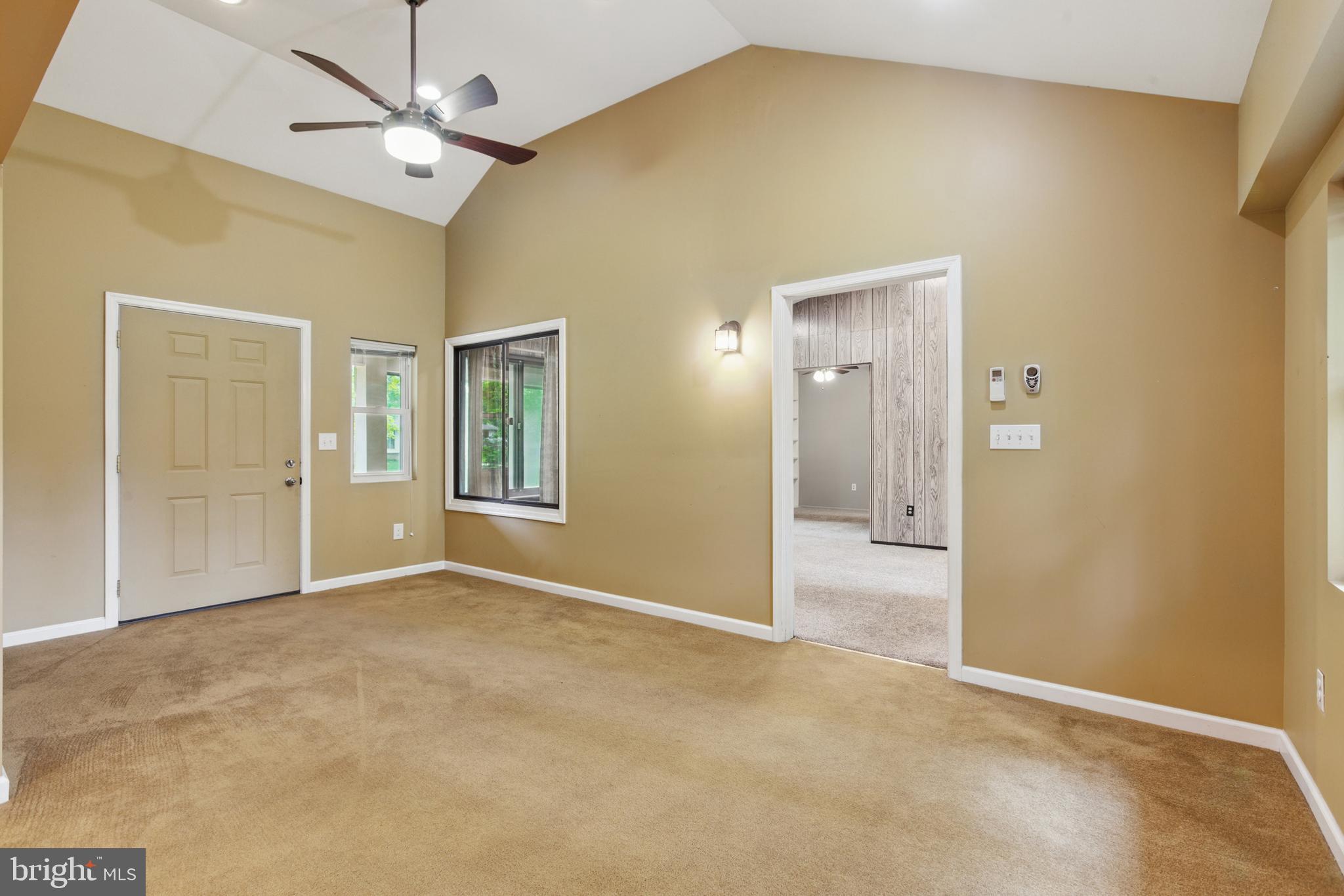 POINTER RIDGE - Residential