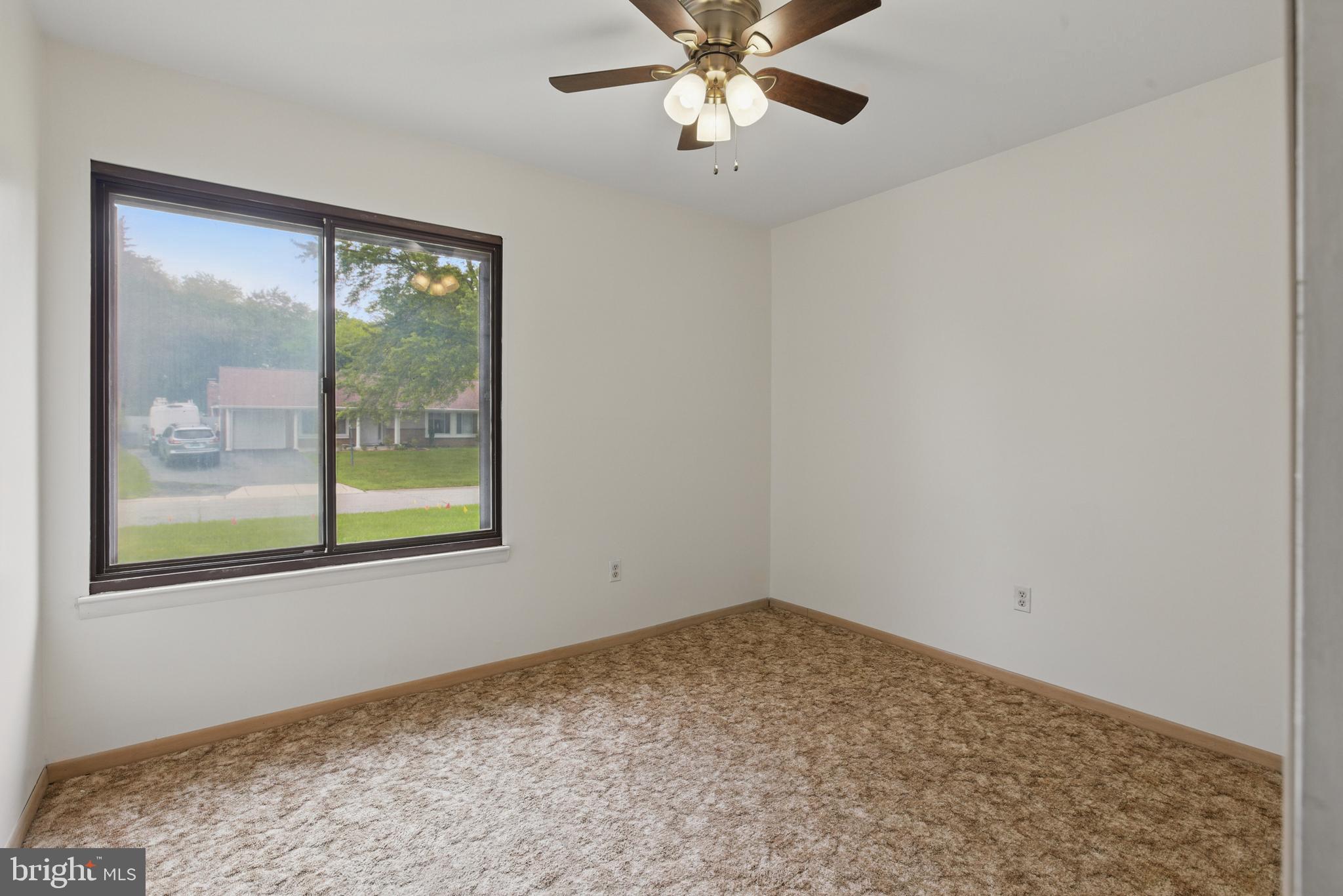 POINTER RIDGE - Residential