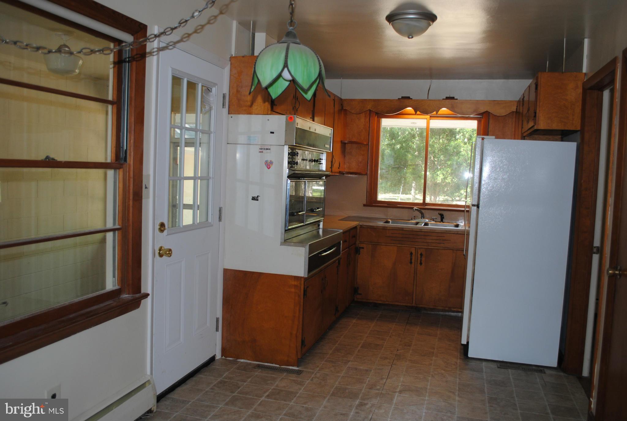 FLAT IRON - Residential