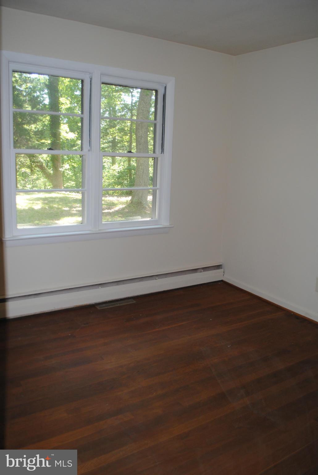 FLAT IRON - Residential