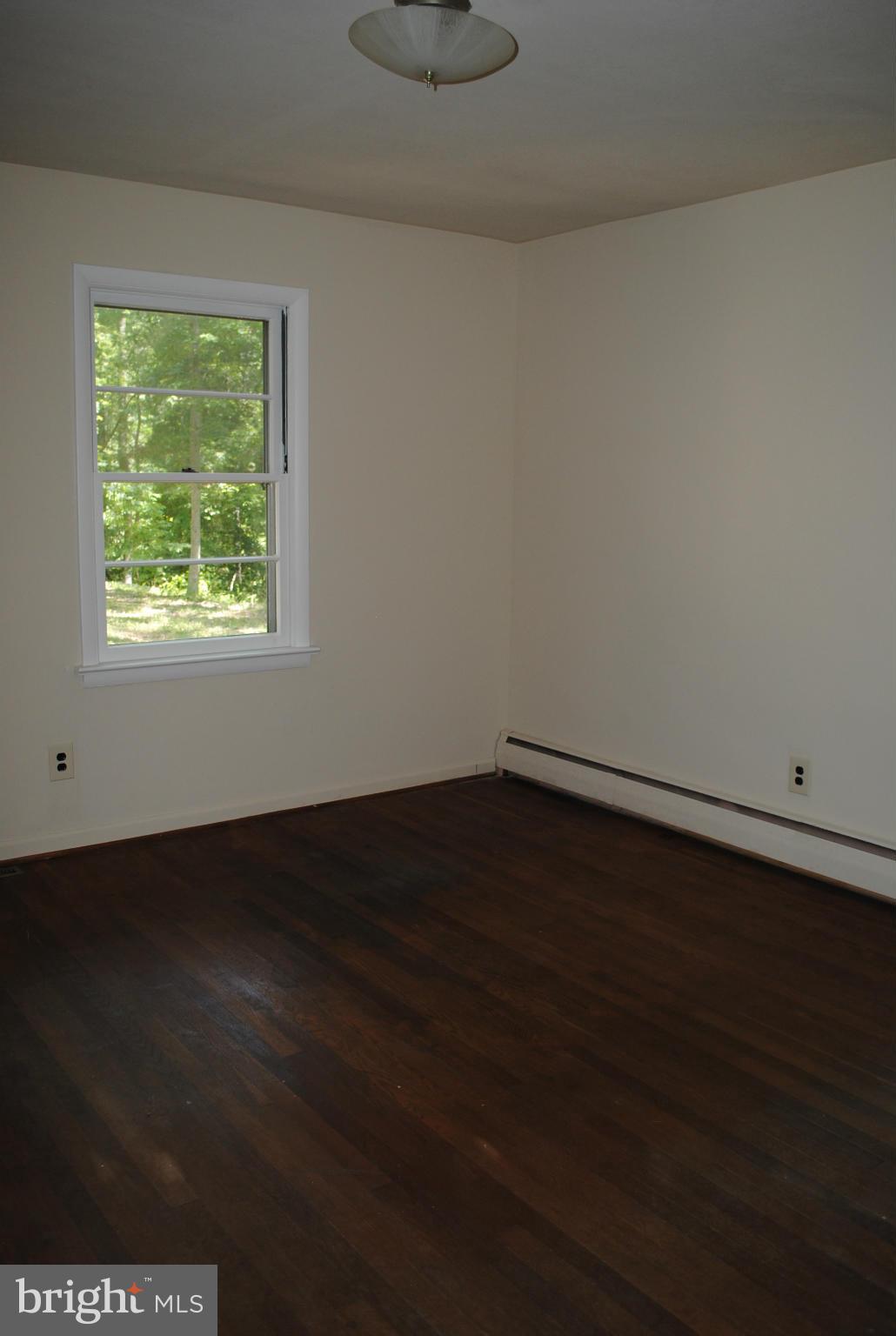 FLAT IRON - Residential