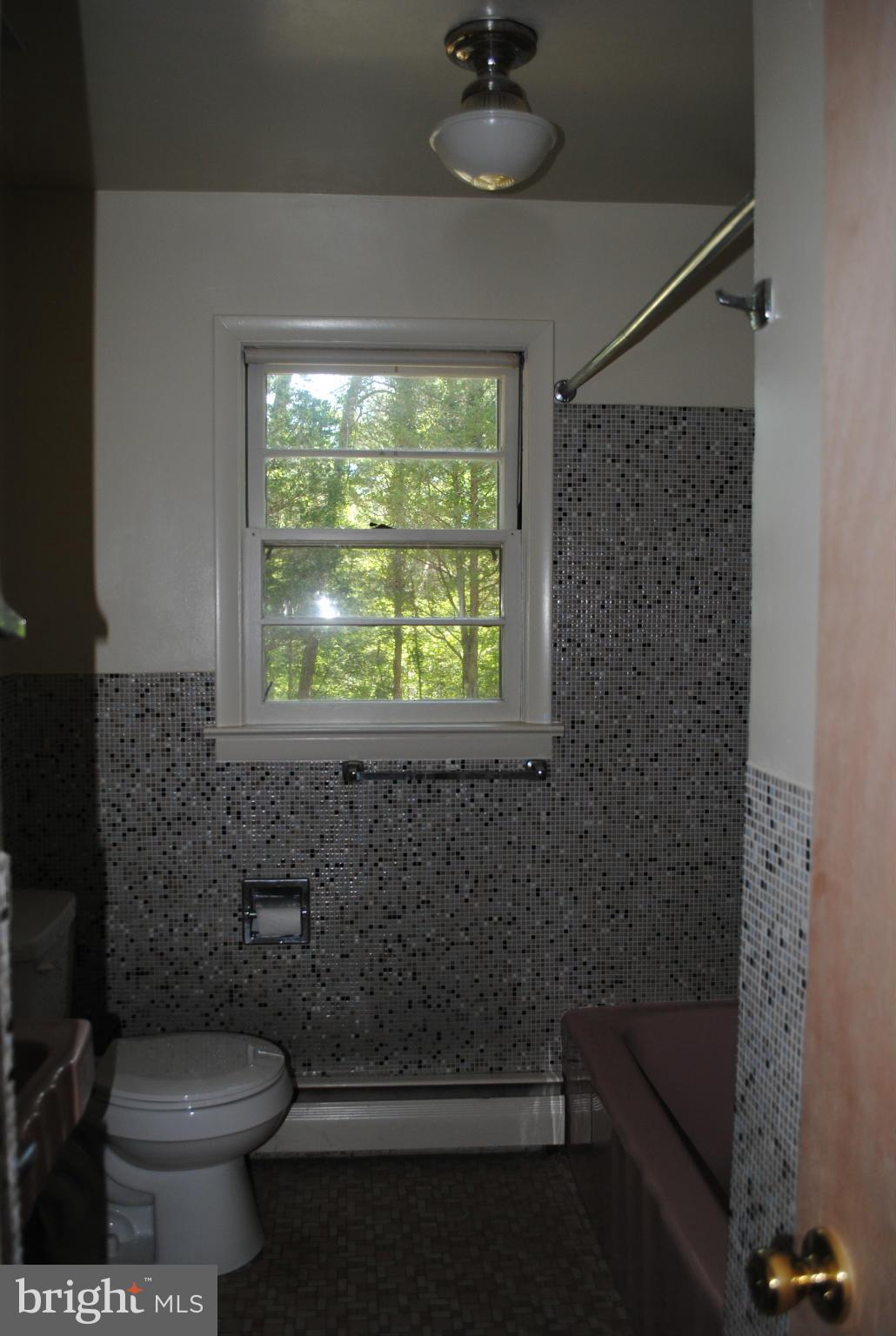 FLAT IRON - Residential