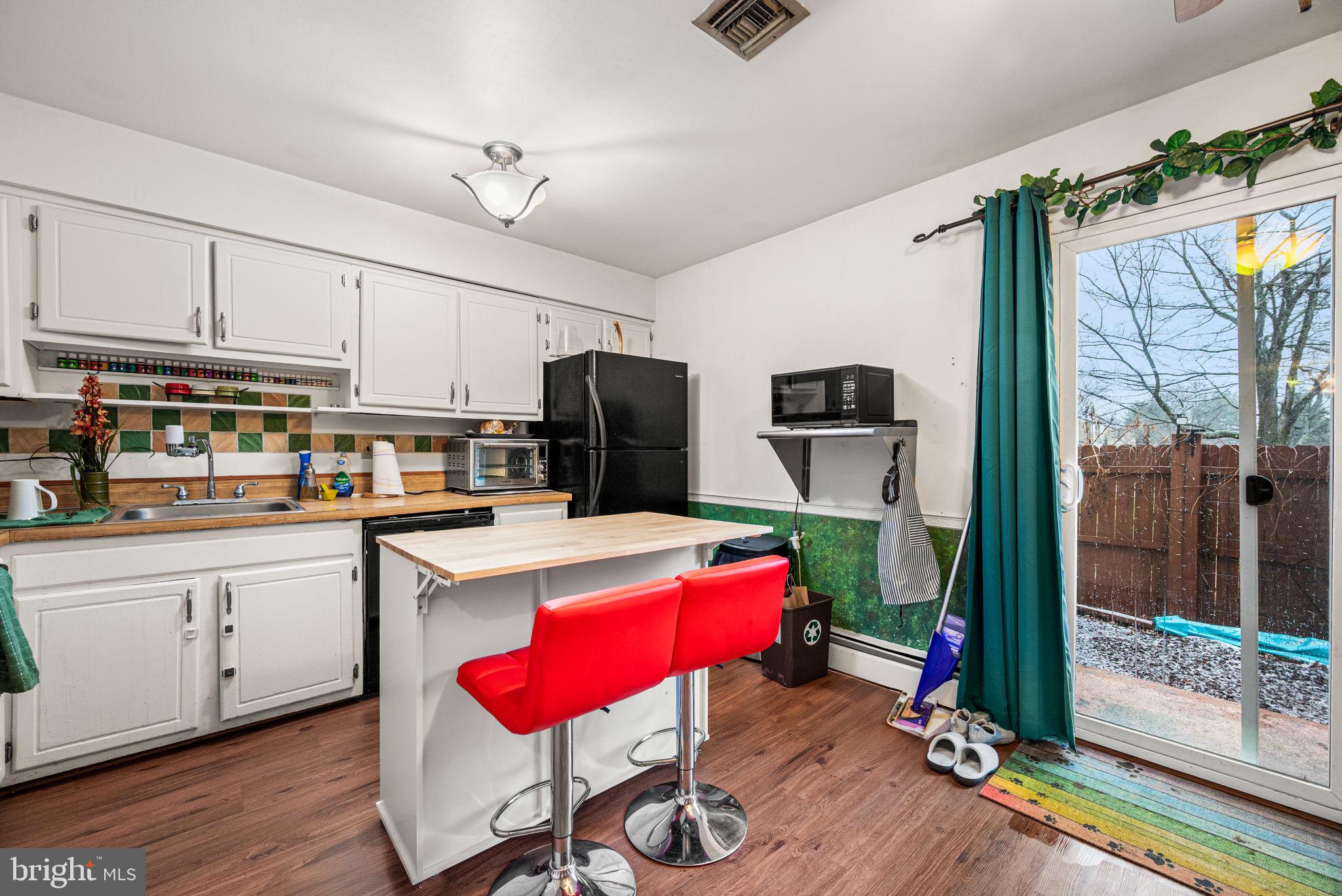 WALNUT RIDGE ESTS - Residential