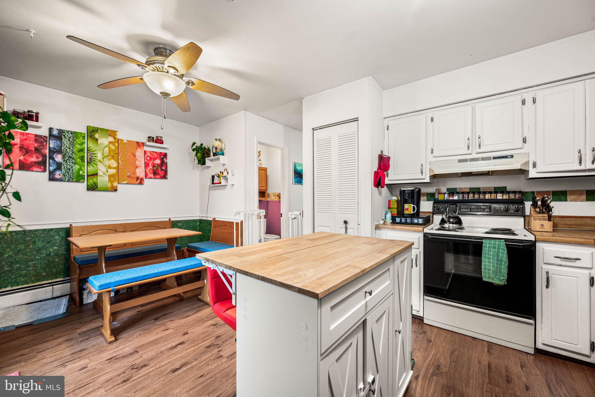 WALNUT RIDGE ESTS - Residential