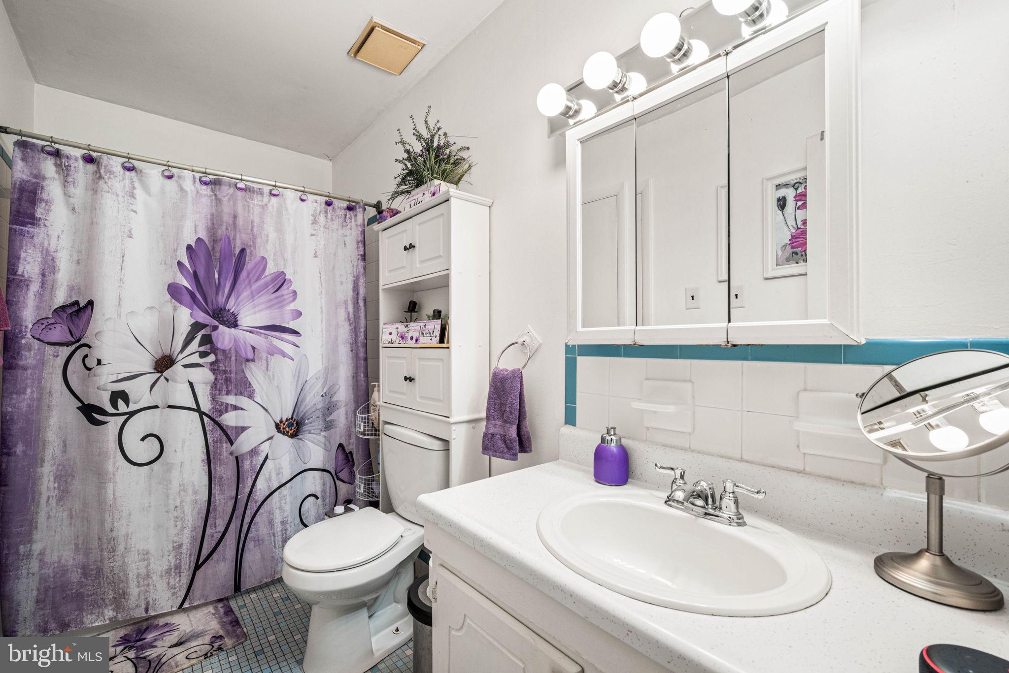 WALNUT RIDGE ESTS - Residential