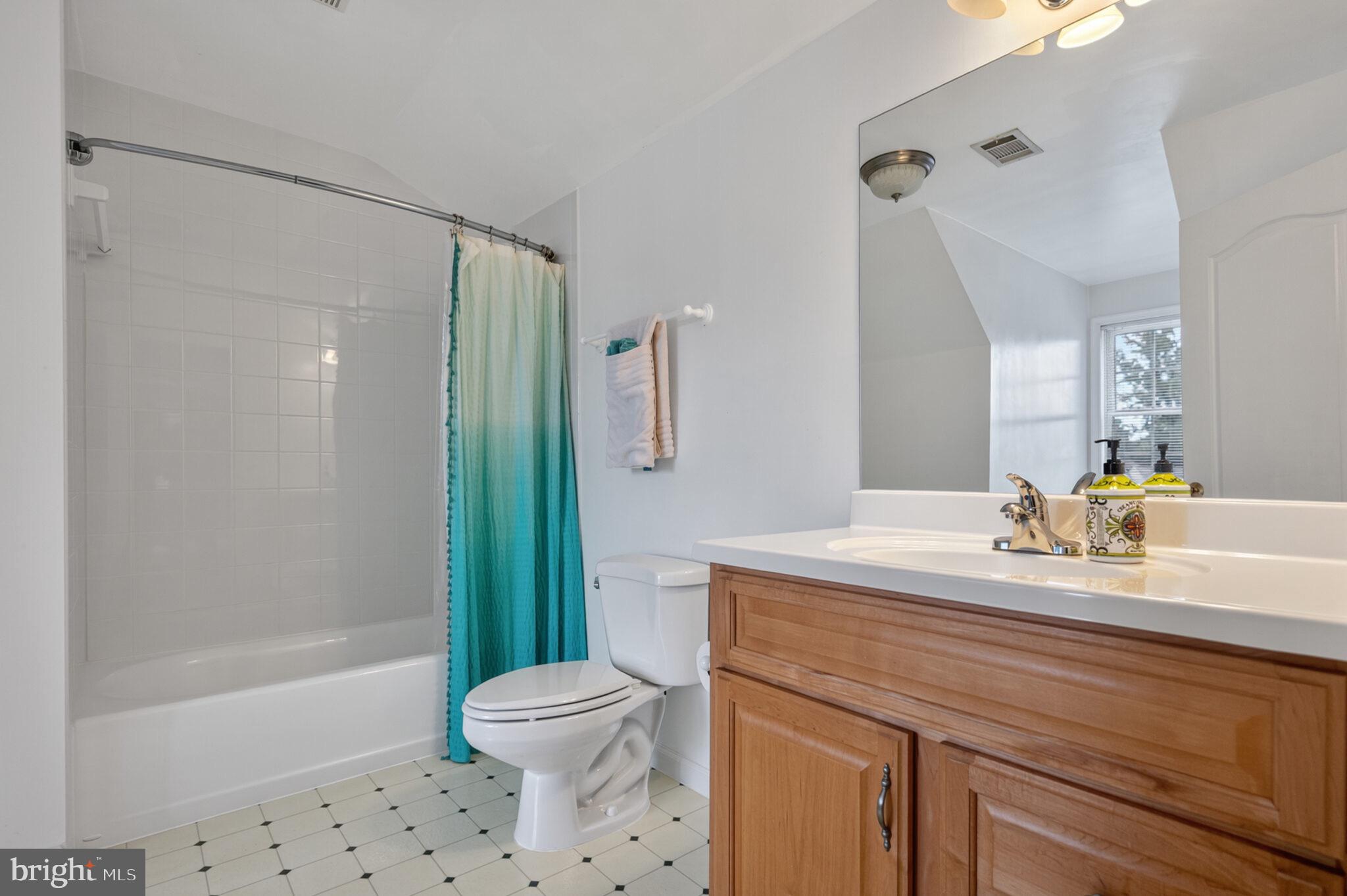 SUZANNE'S WAY - Residential